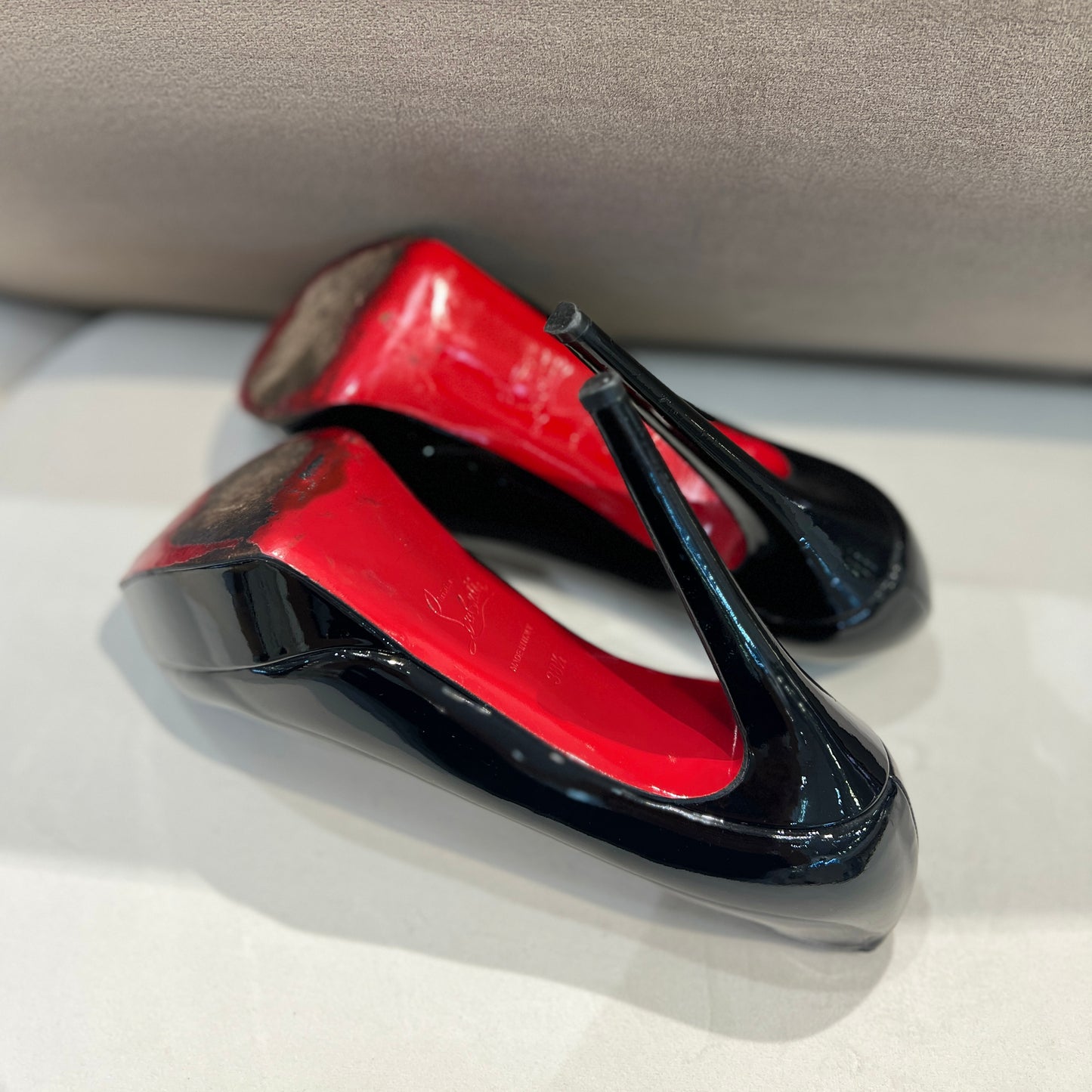 Christian Louboutin Vintage Platform Dolly Pumps (38.5)