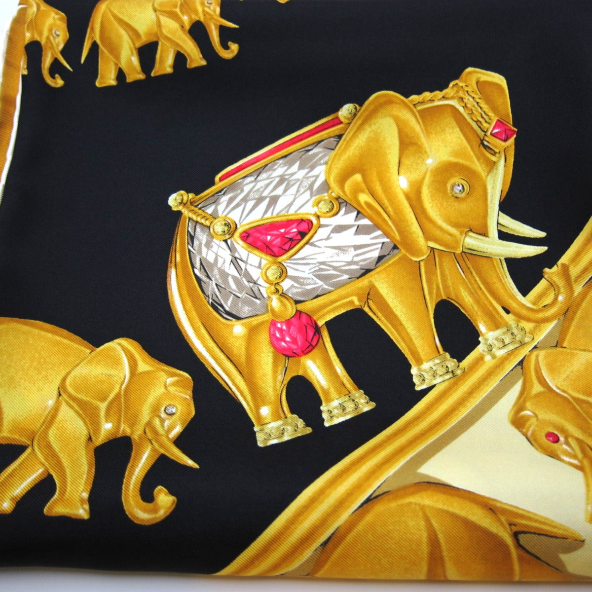 卡地亞 (Cartier) Vintage Must De Cartier 大象珠寶圖案真絲圍巾