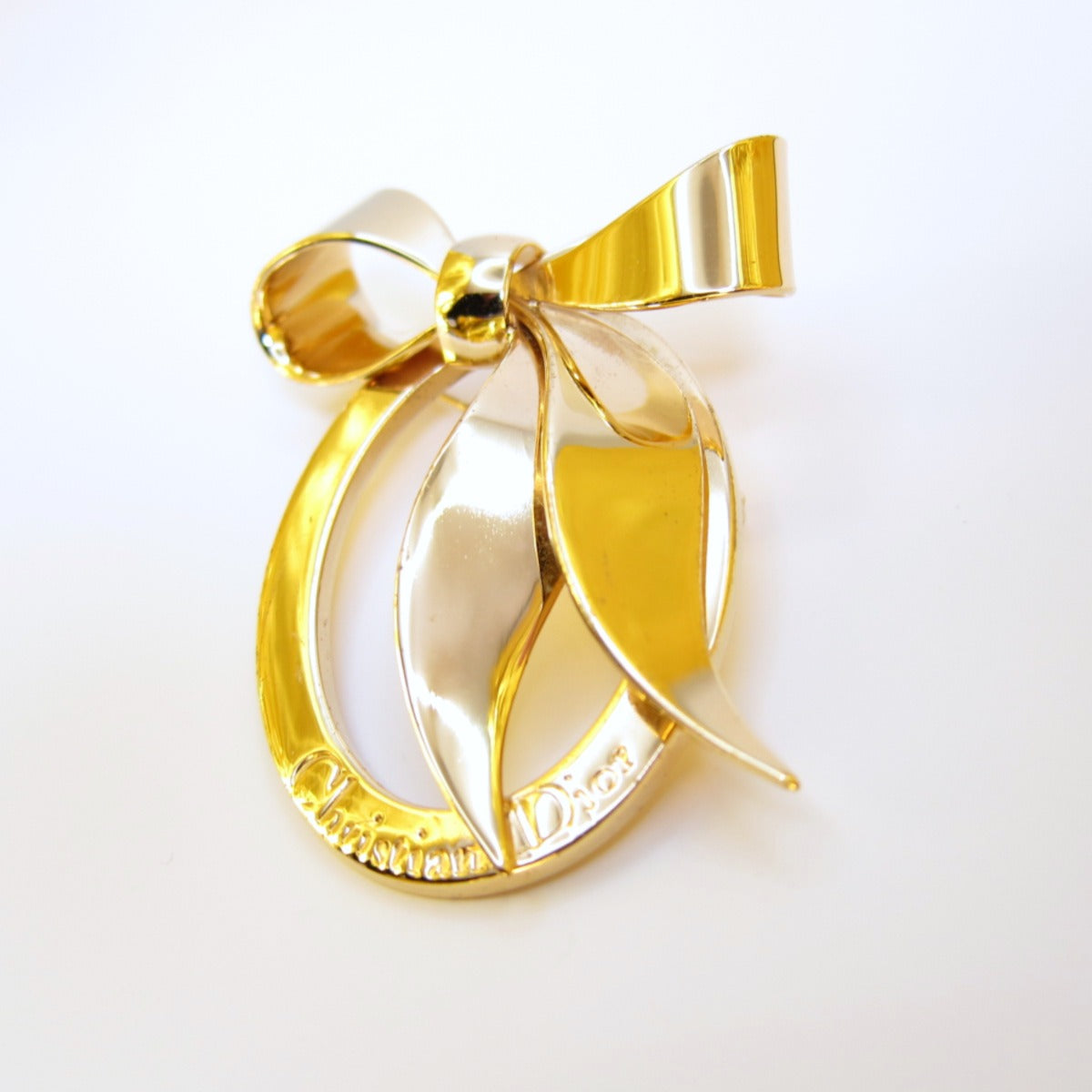 Christian Dior Vintage Ribbon Motif Golden Brooch