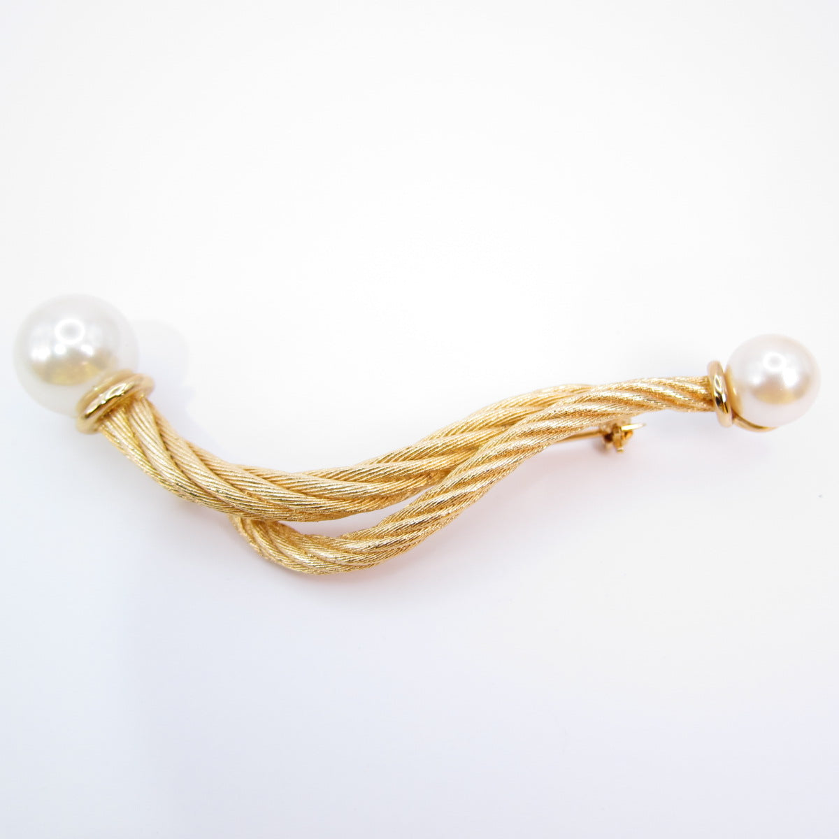 Christian Dior Vintage Rope with Pearl Golden Brooch
