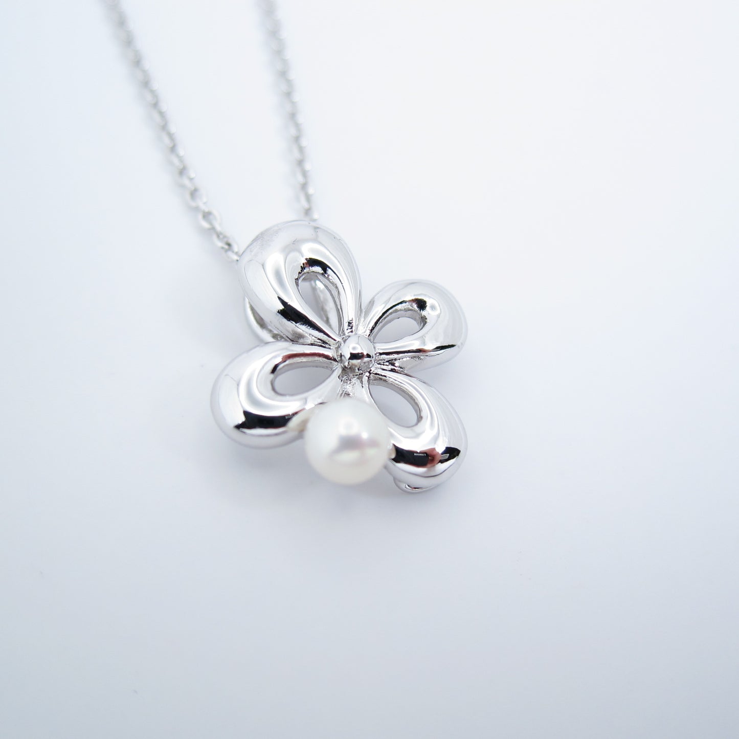 Tasaki Vintage Flower Motif with Pearl Silver Necklace