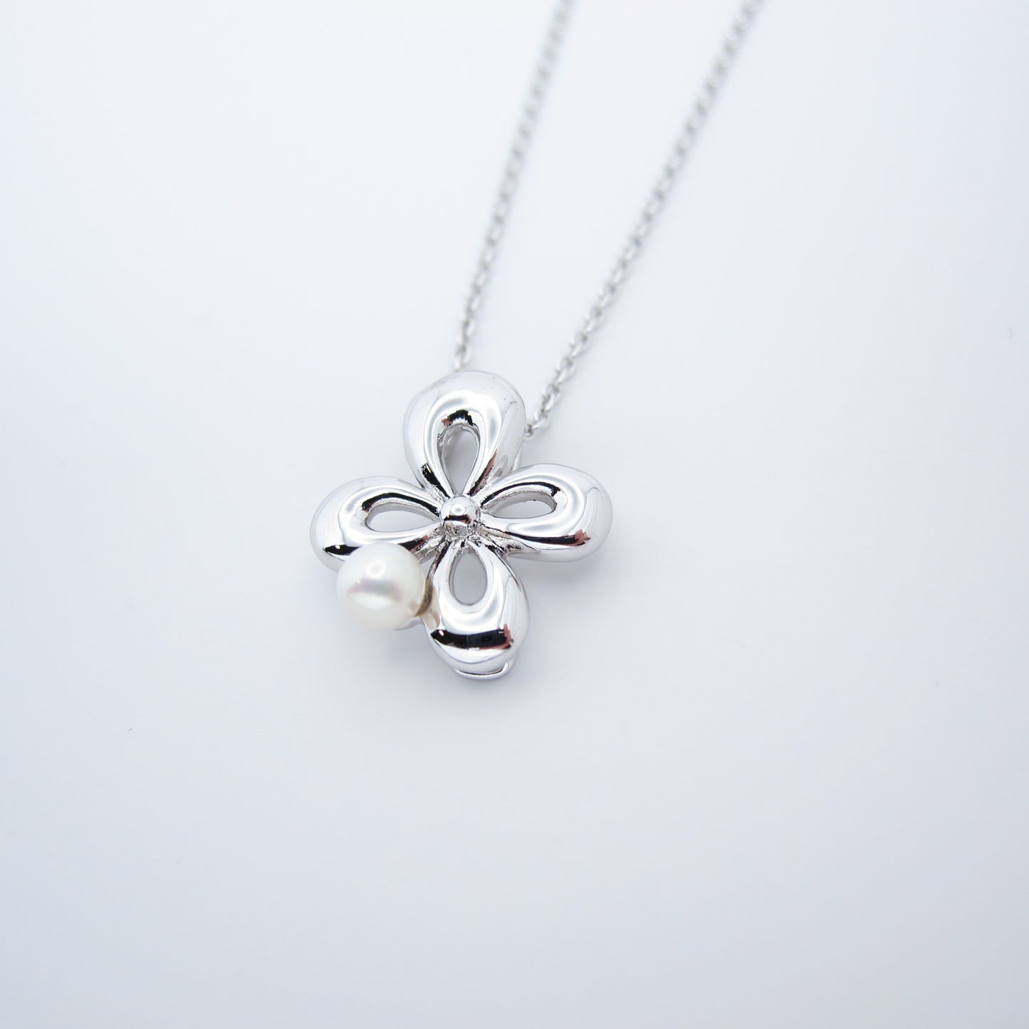 Tasaki Vintage Flower Motif with Pearl Silver Necklace