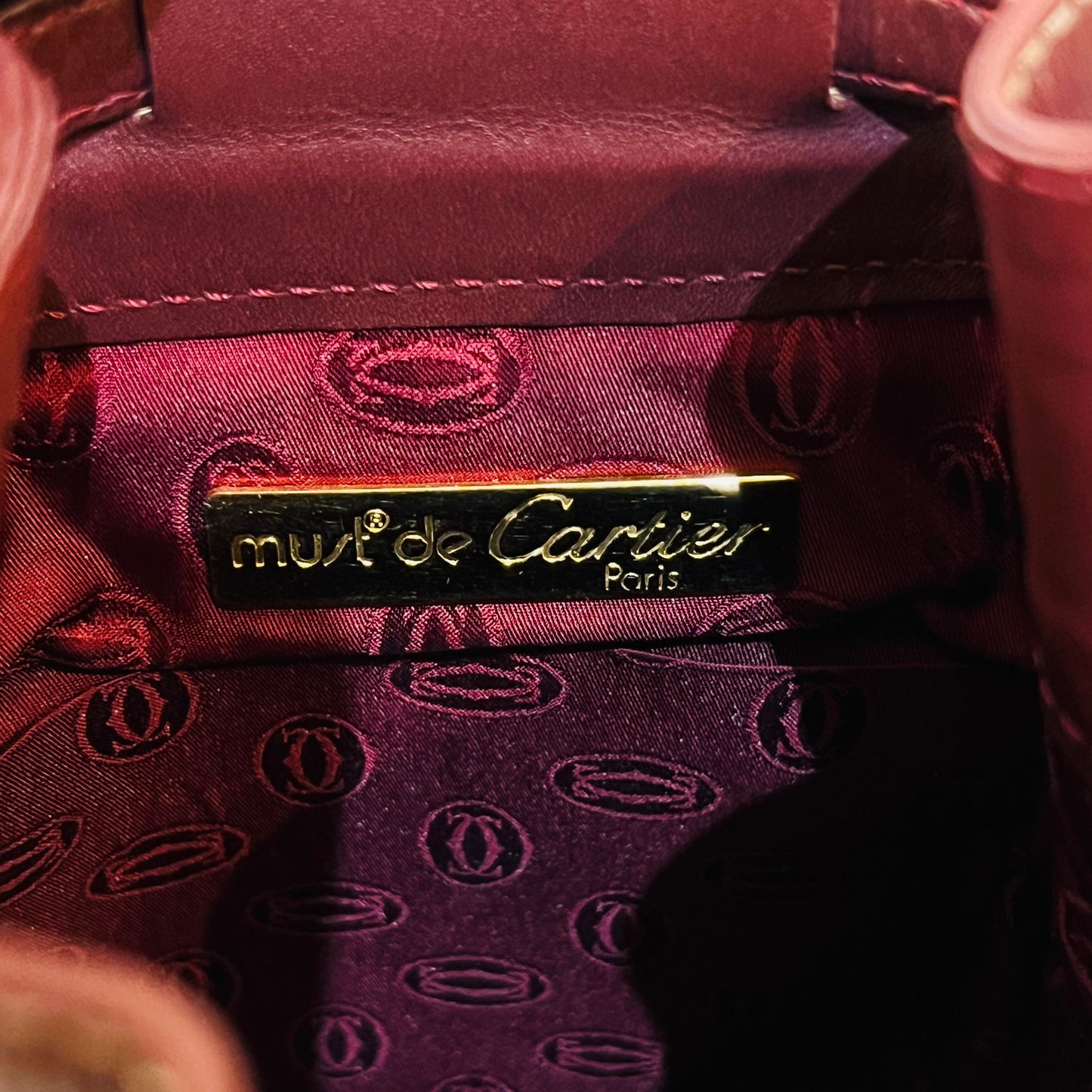 Cartier Vintage Must De Cartier Bordeaux Drawstring Leather Shoulder Bag