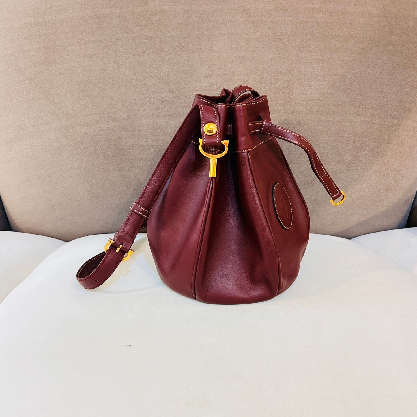 Cartier Vintage Must De Cartier Bordeaux Drawstring Leather Shoulder Bag