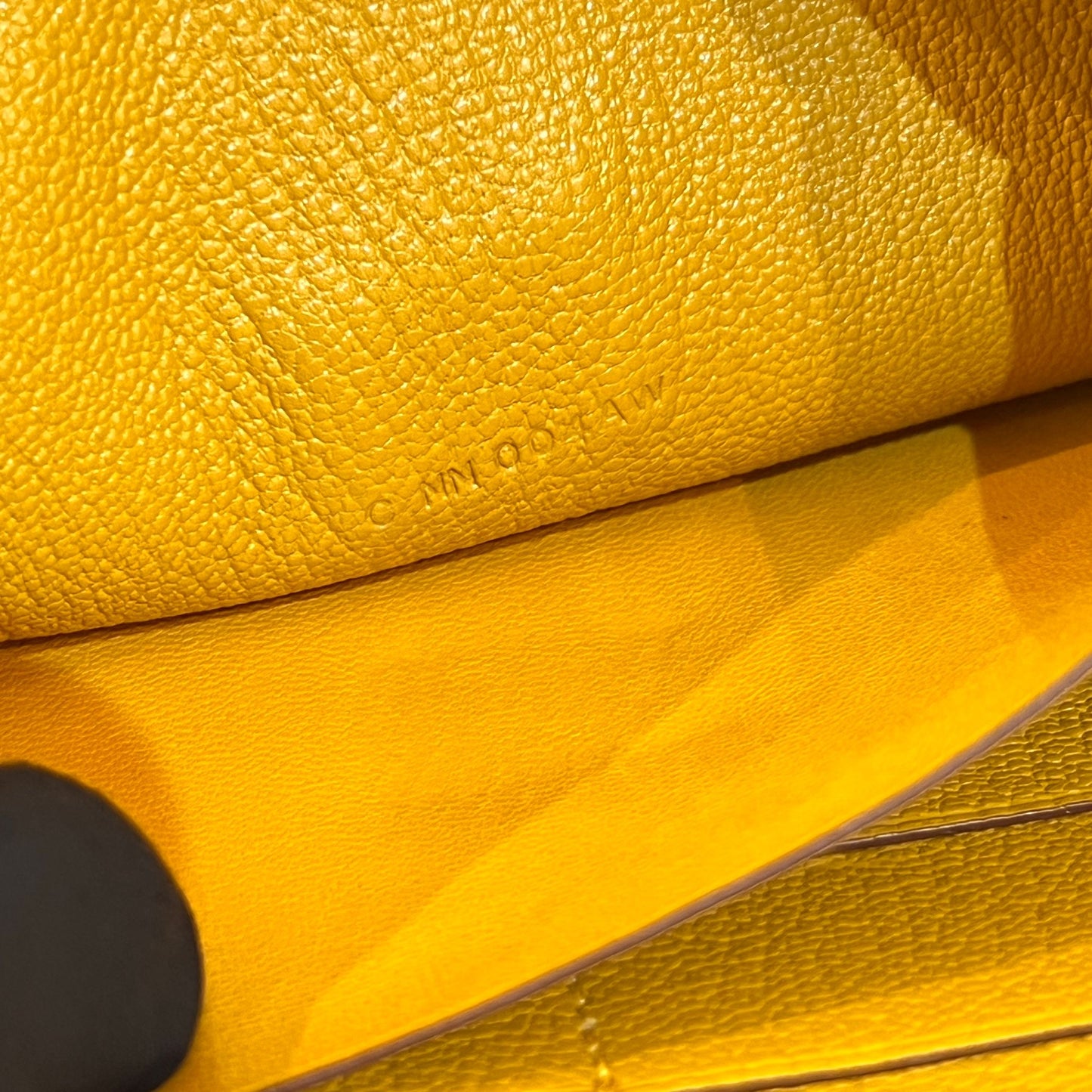 Hermès Click 16 Sun Yellow Leather Shoulder Bag