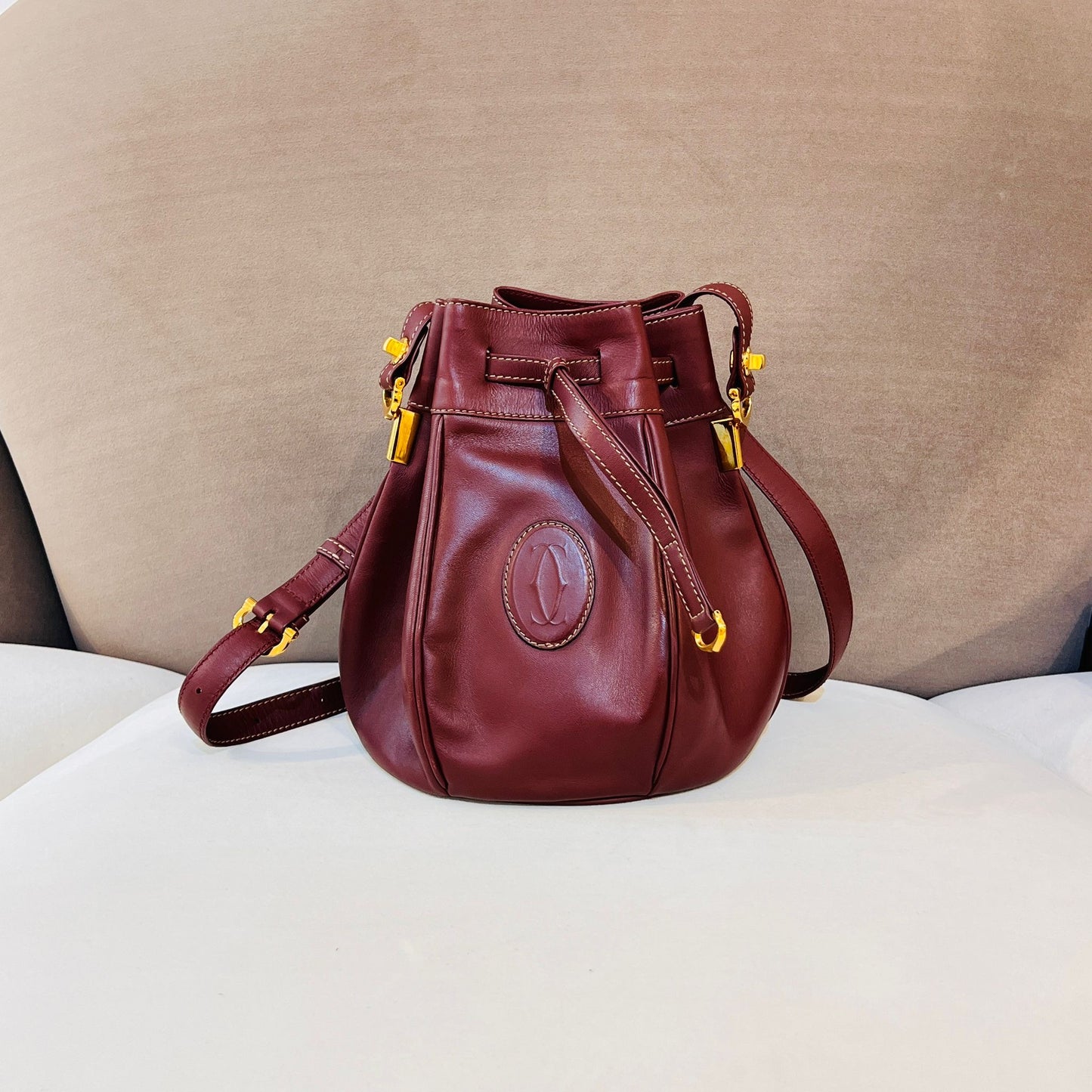 Cartier Vintage Must De Cartier Bordeaux Drawstring Leather Shoulder Bag