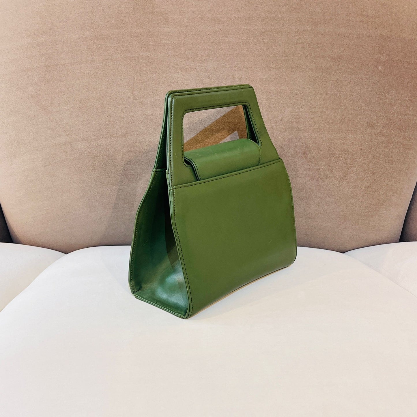 Givenchy Vintage Structured Green Leather Handbag With Medallion Clasp