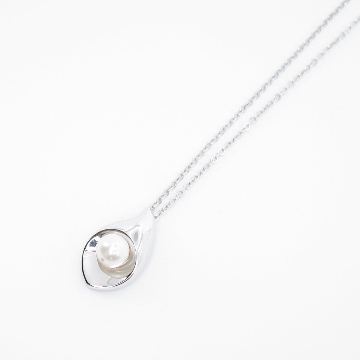 Tasaki Vintage Silver Teardrop Pearl Necklace