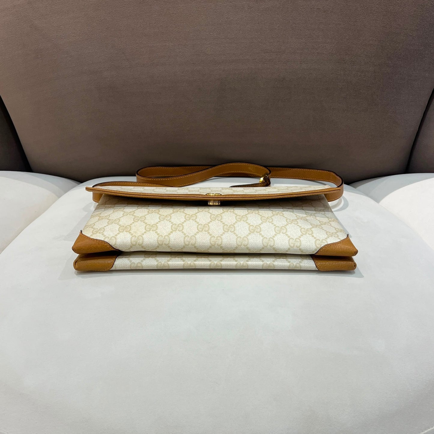 Gucci Vintage Beige Gg Supreme Canvas Envelope Shoulder Bag