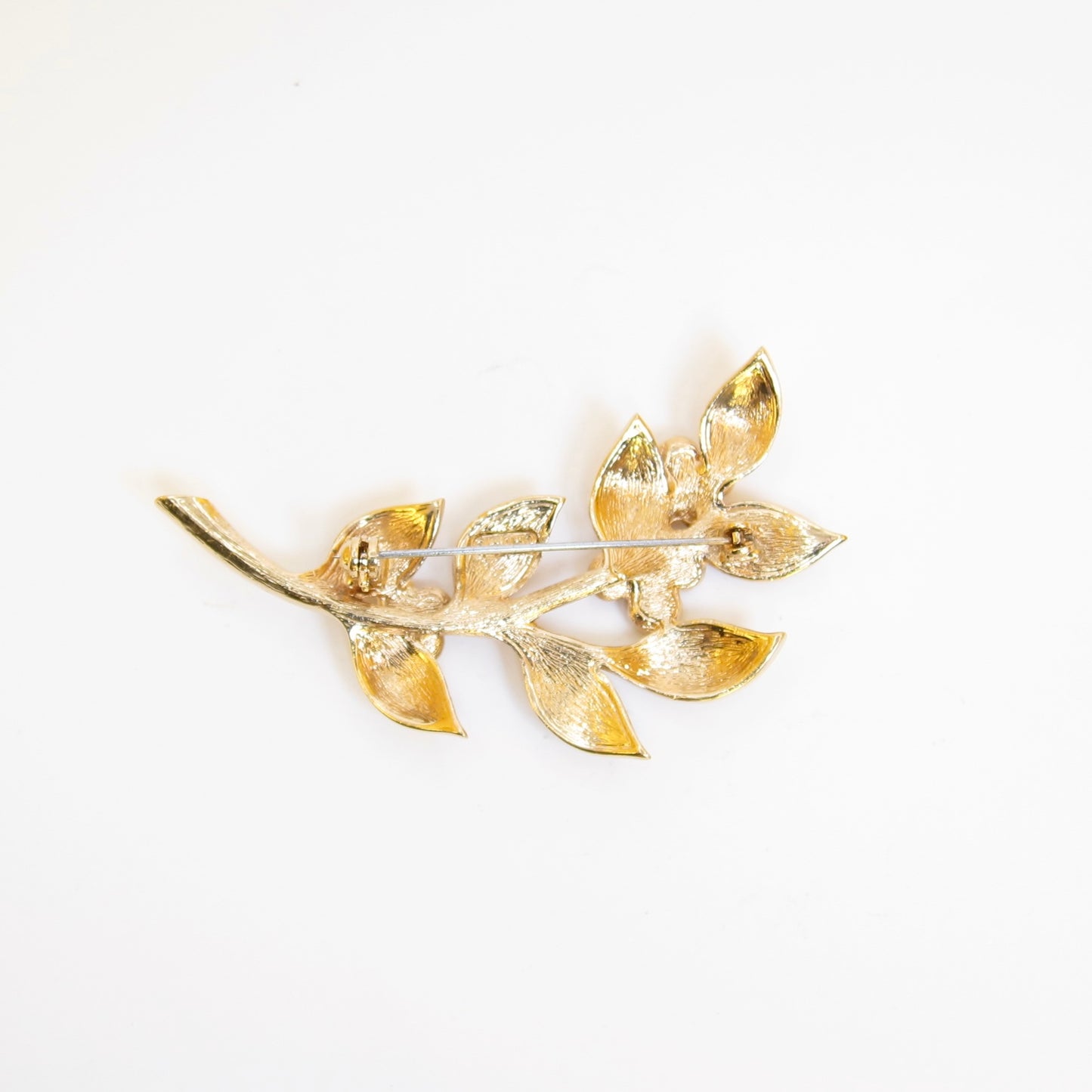 克莉絲汀迪歐復古花卉圖案鑲鑽金色胸針