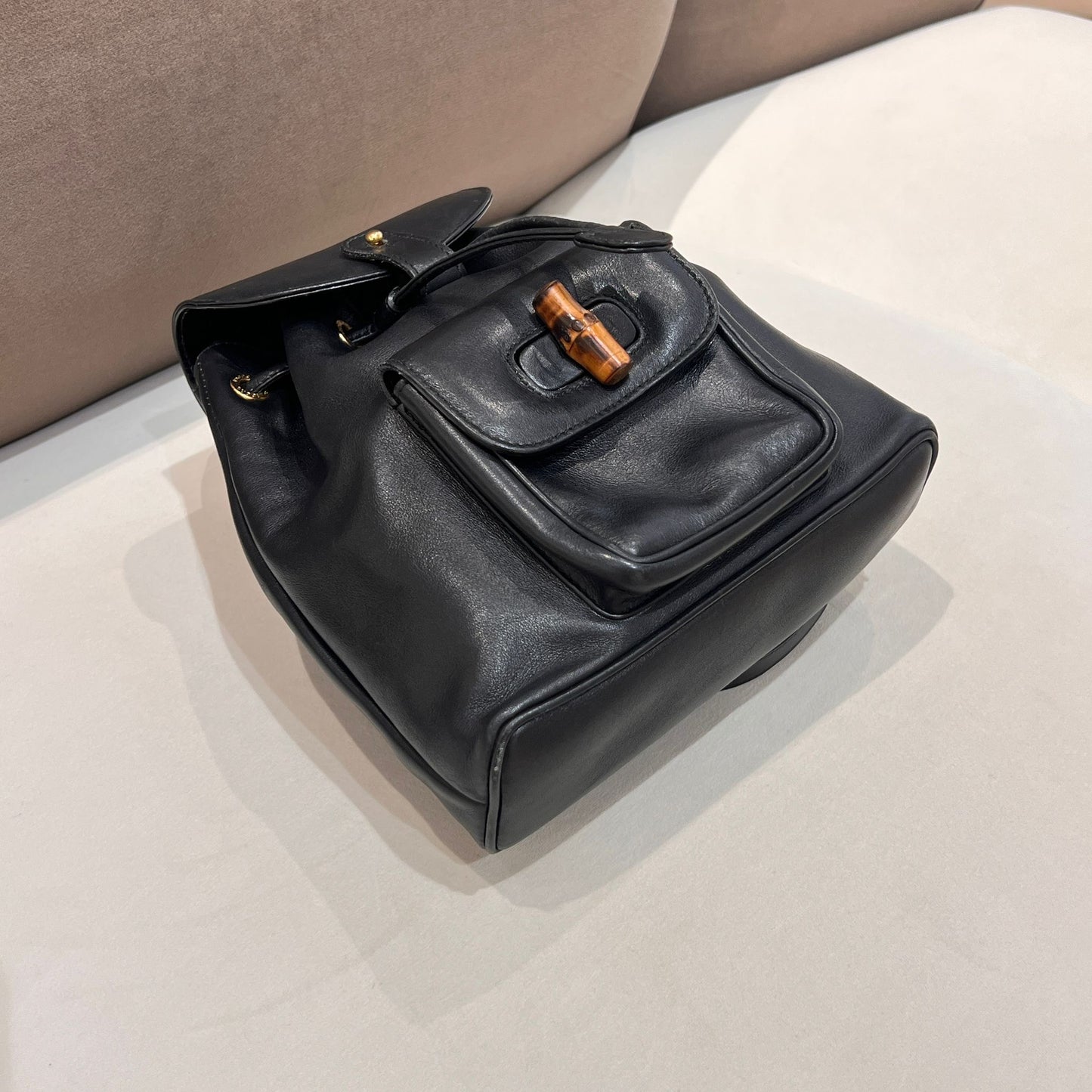 Gucci Vintage 黑色皮革竹編小背包