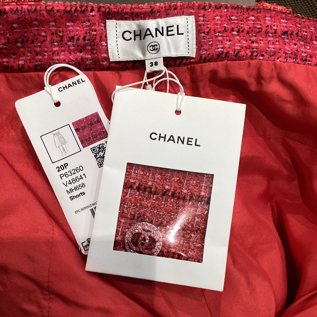 Chanel Vintage Unused Red Twill Woven High-Waisted Shorts with Rhinestone Buttons