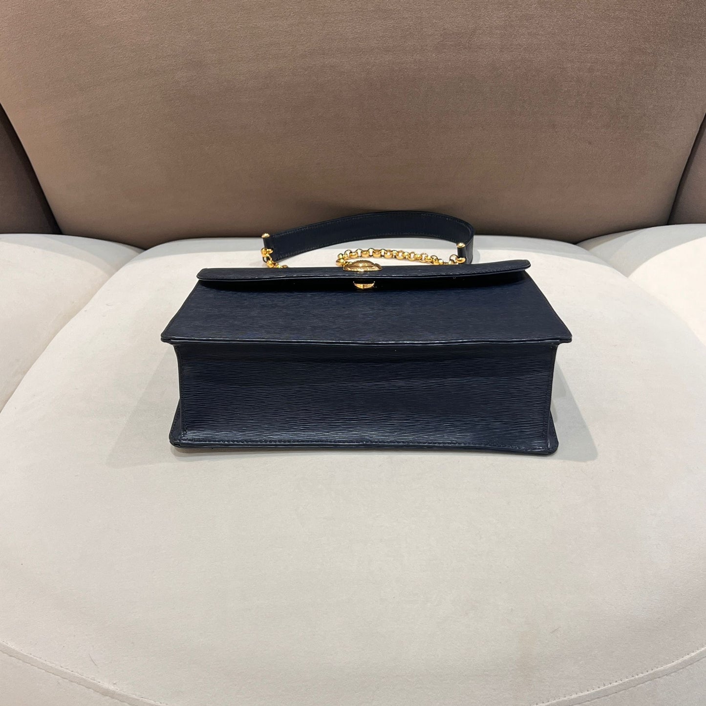 Chloé Vintage Navy Leather Gold Logo Shoulder Bag