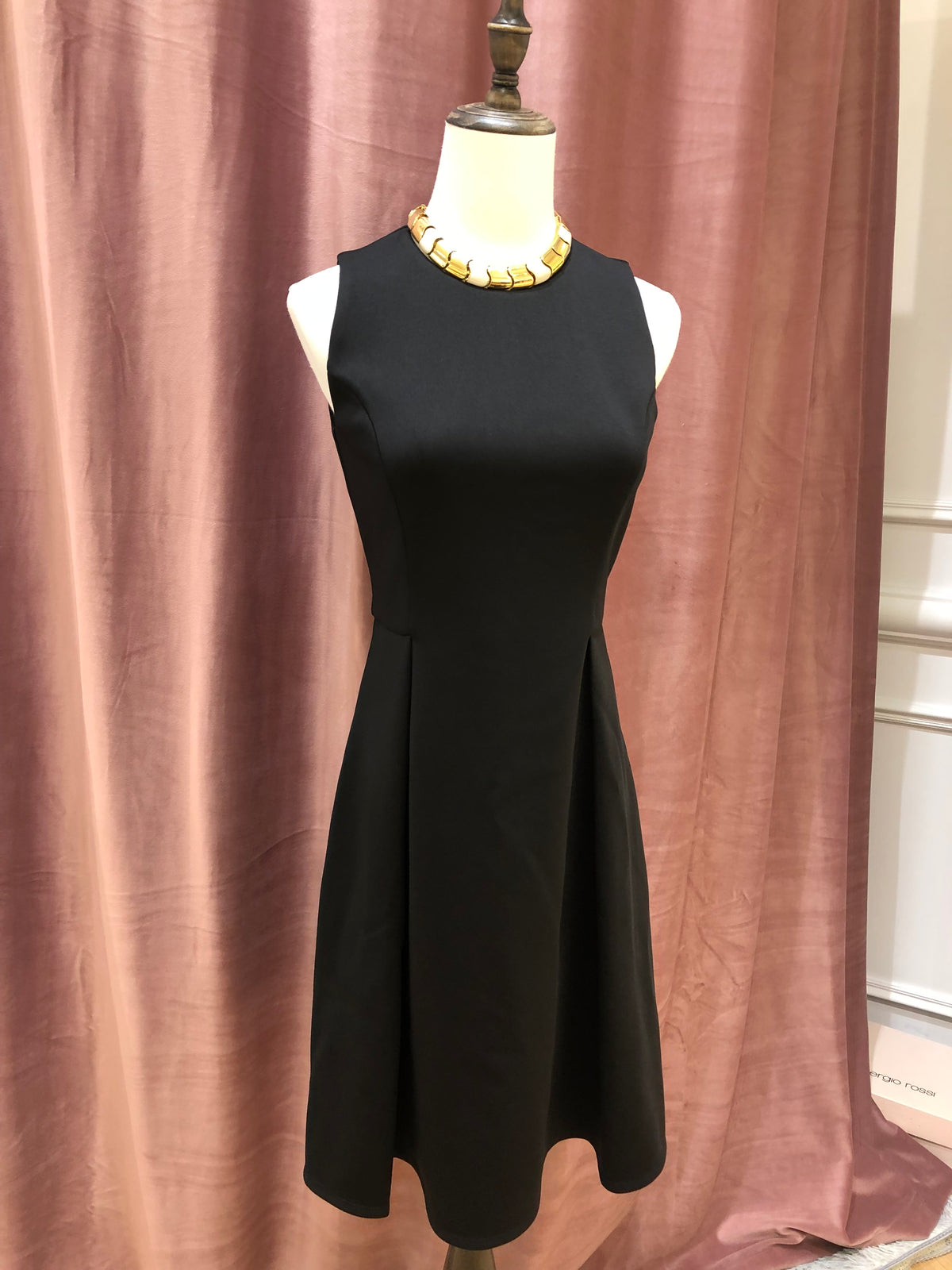 Calvin Klein Black Sleeveless Midi Dress