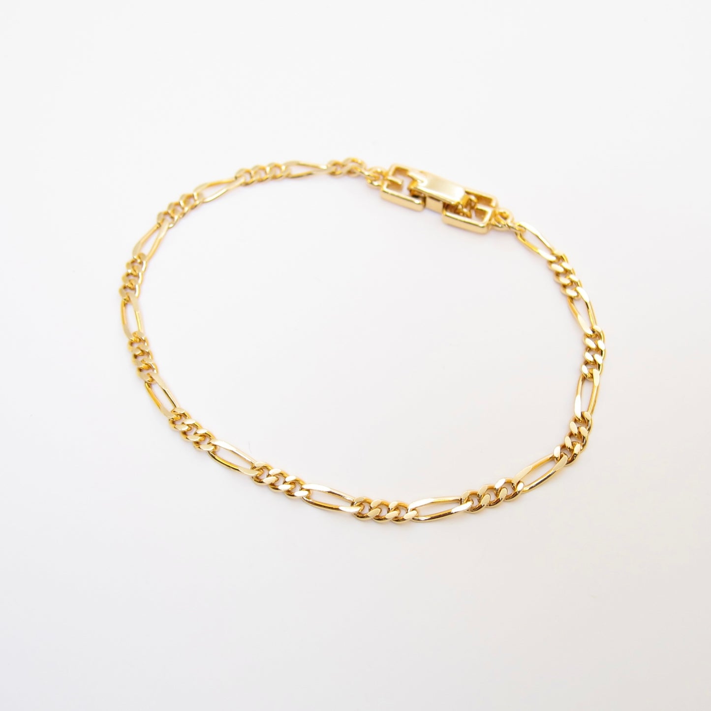 Givenchy Vintage Stylish Golden Chain Link Bracelet