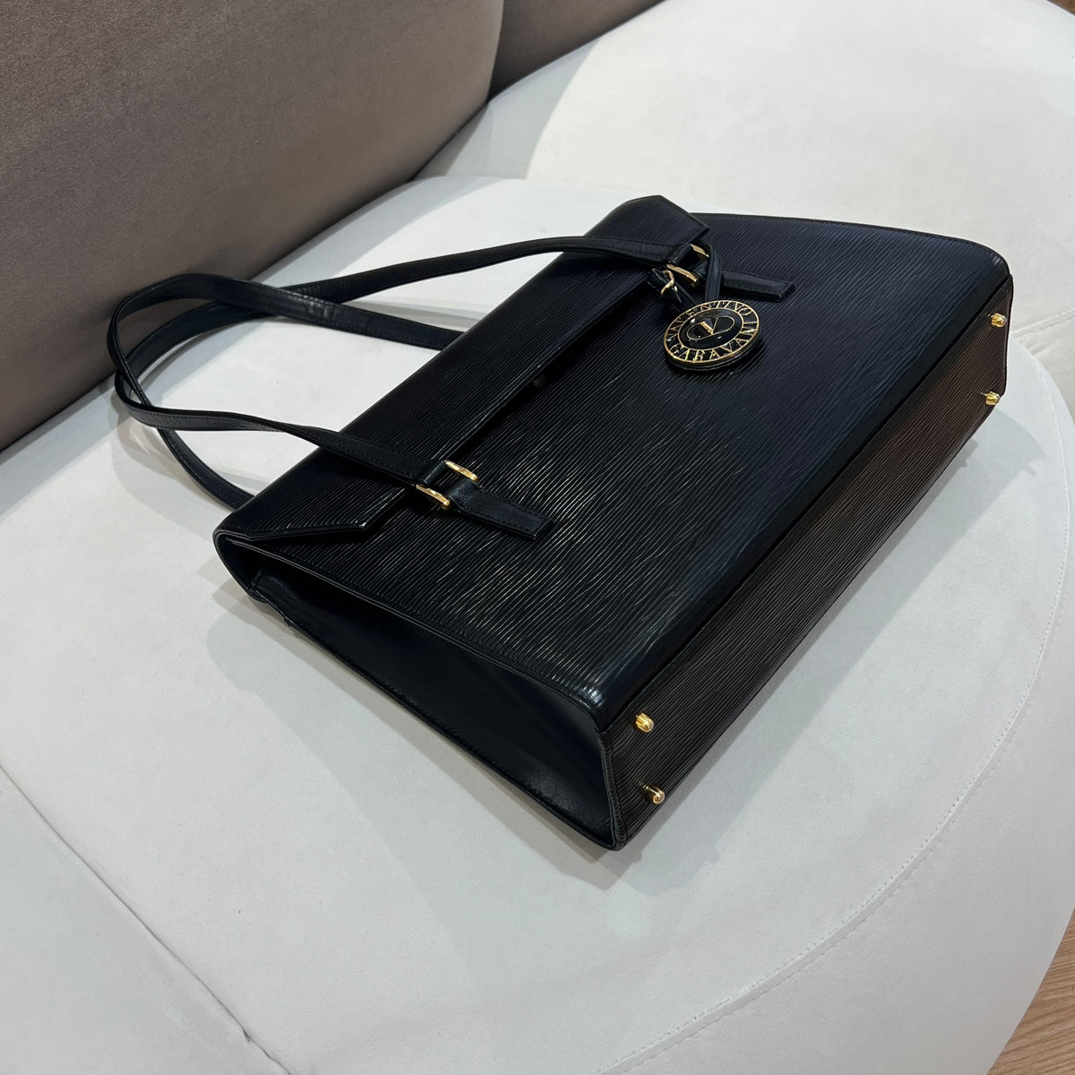Valentino Garavani 中古黑色皮革圓章手袋