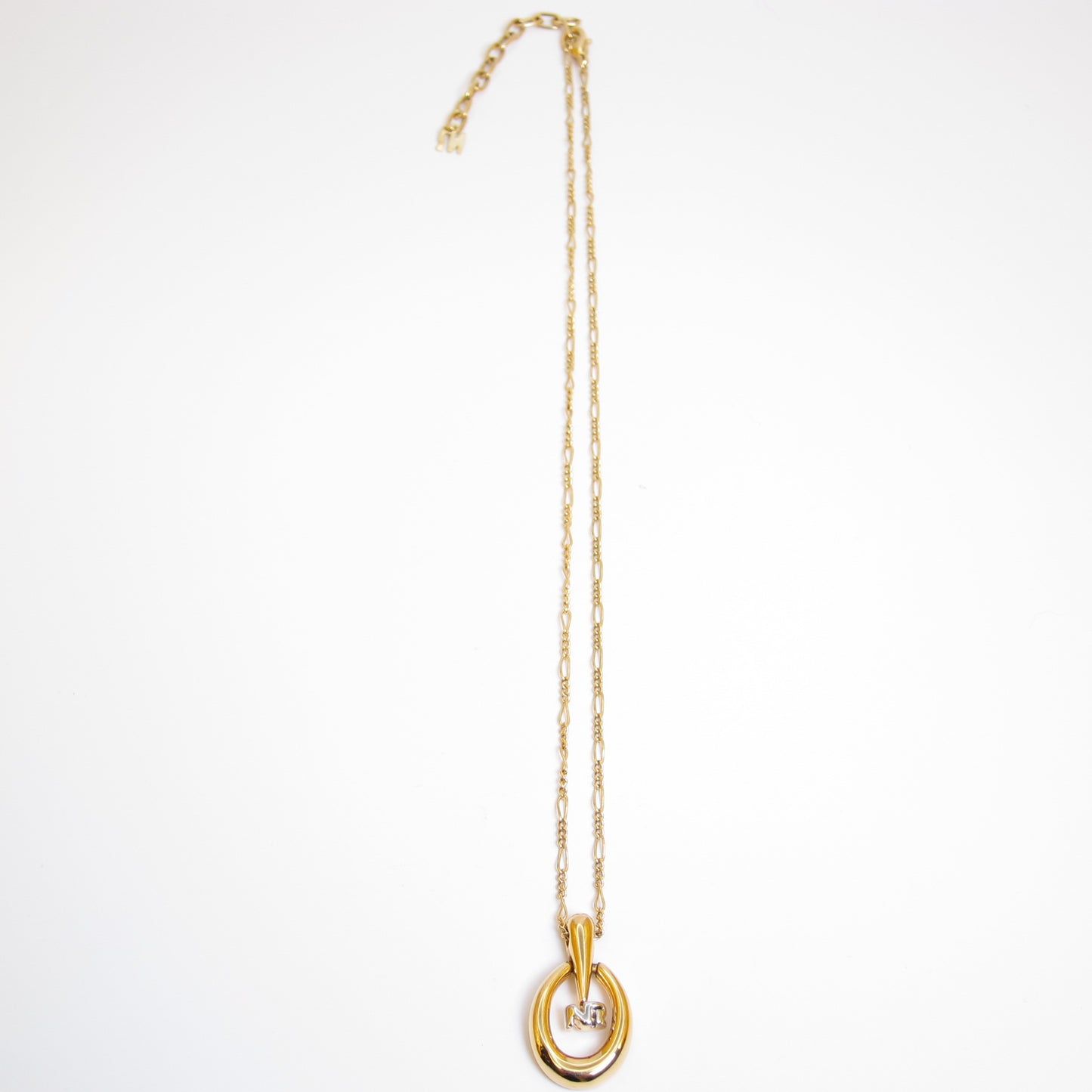 Nina Ricci Vintage NR Logo in Swing Oval Shape Golden Necklace