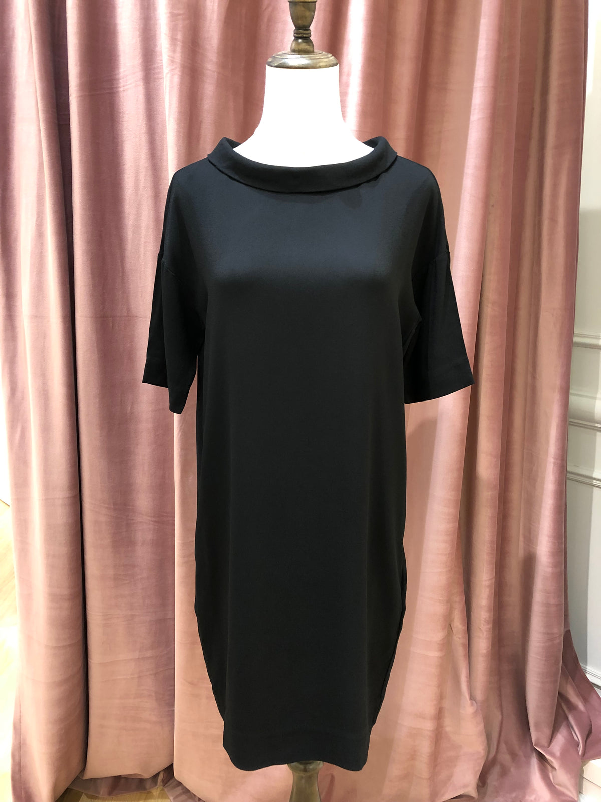 COS Black Minimalist Rolled- collar Shift Dresss