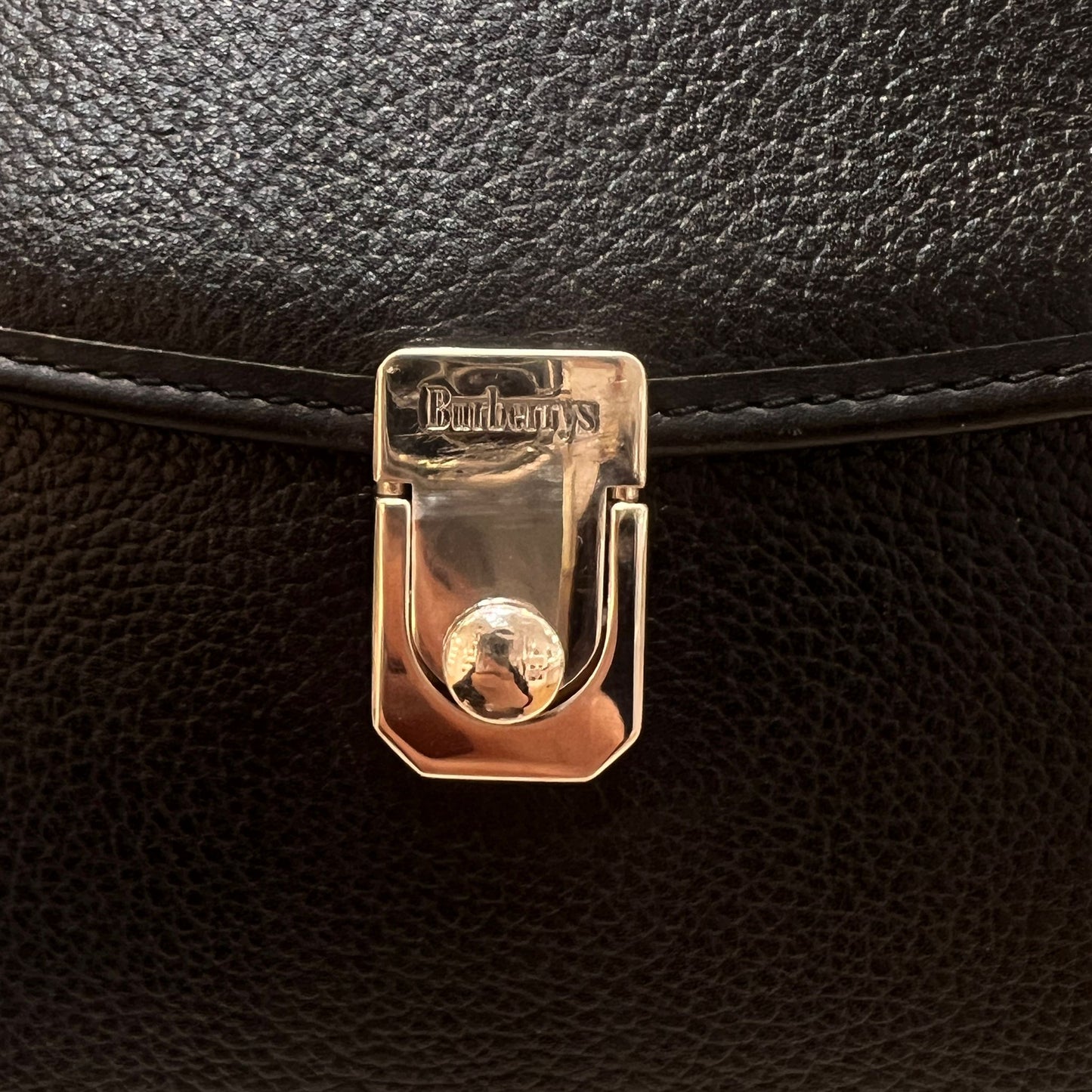 Burberry Vintage Black Grained Leather 2-Way Top Handle Handbag