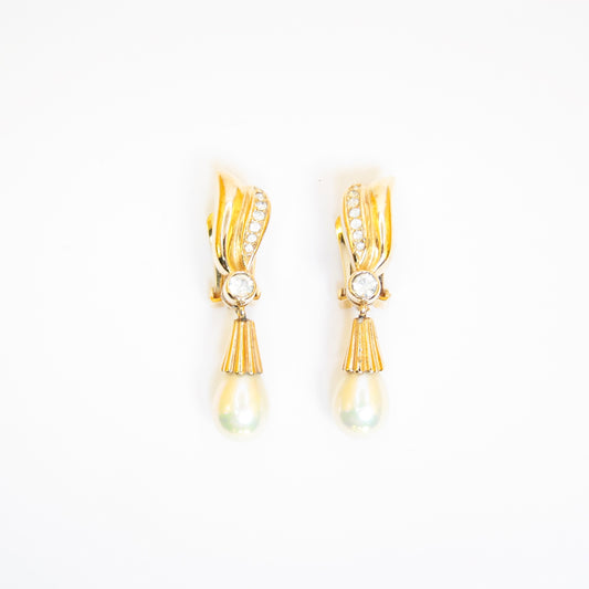 Christian Dior Vintage Stylish Pearl and Rhinestone Golden Clip-on Earrings