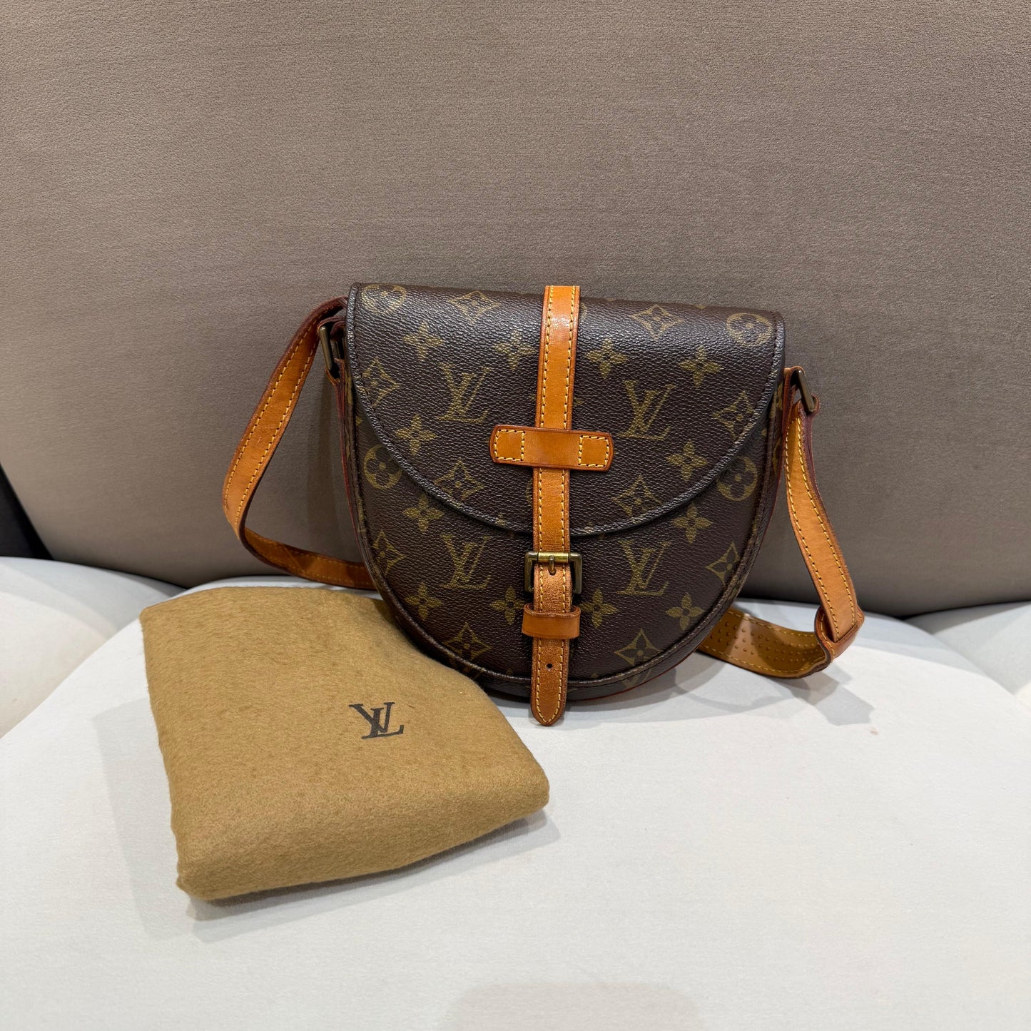 Louis Vuitton Vintage Monogram Shanti Pm Crossbody Shoulder Bag