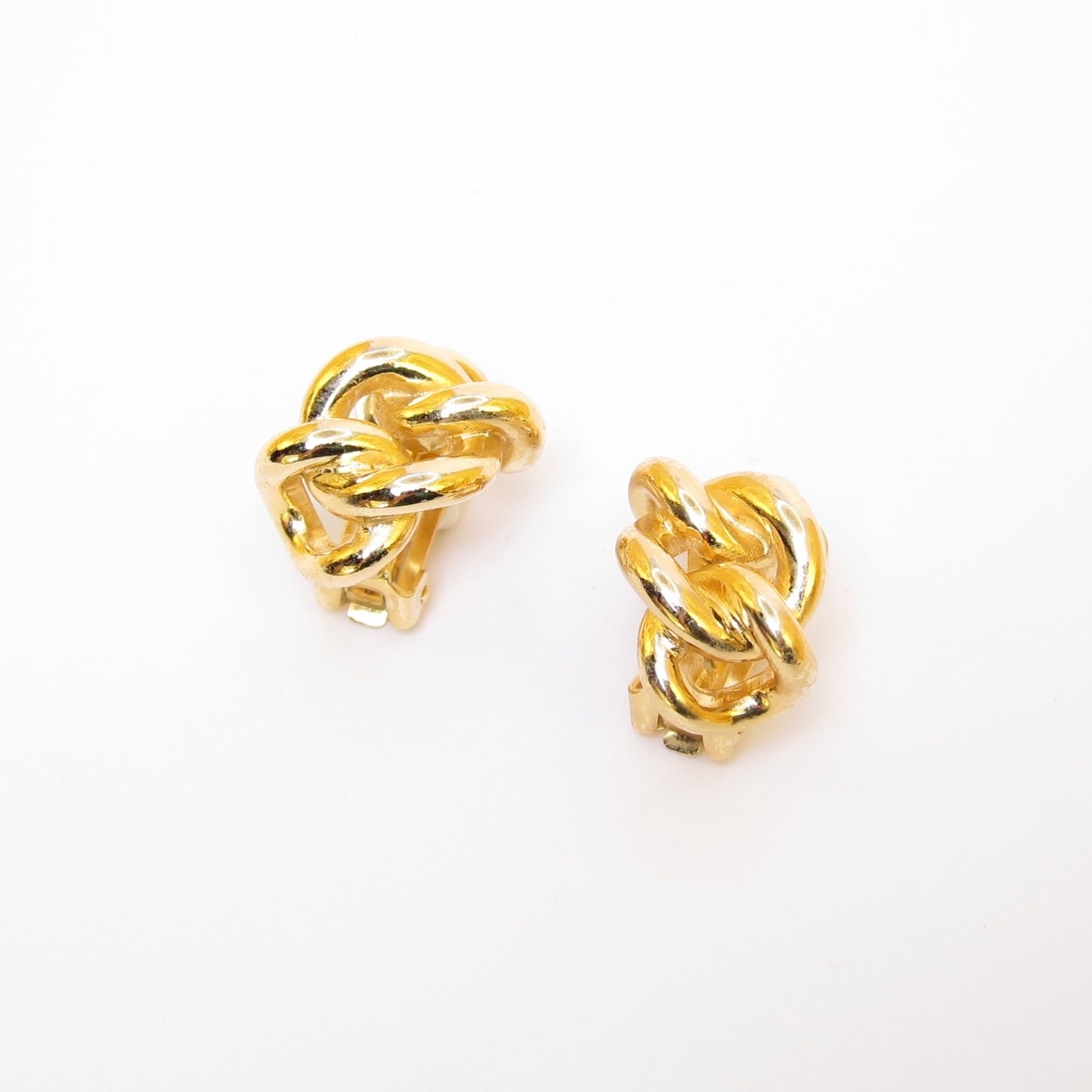 Christian Dior Vintage Golden Chain Link Clip-on Earrings