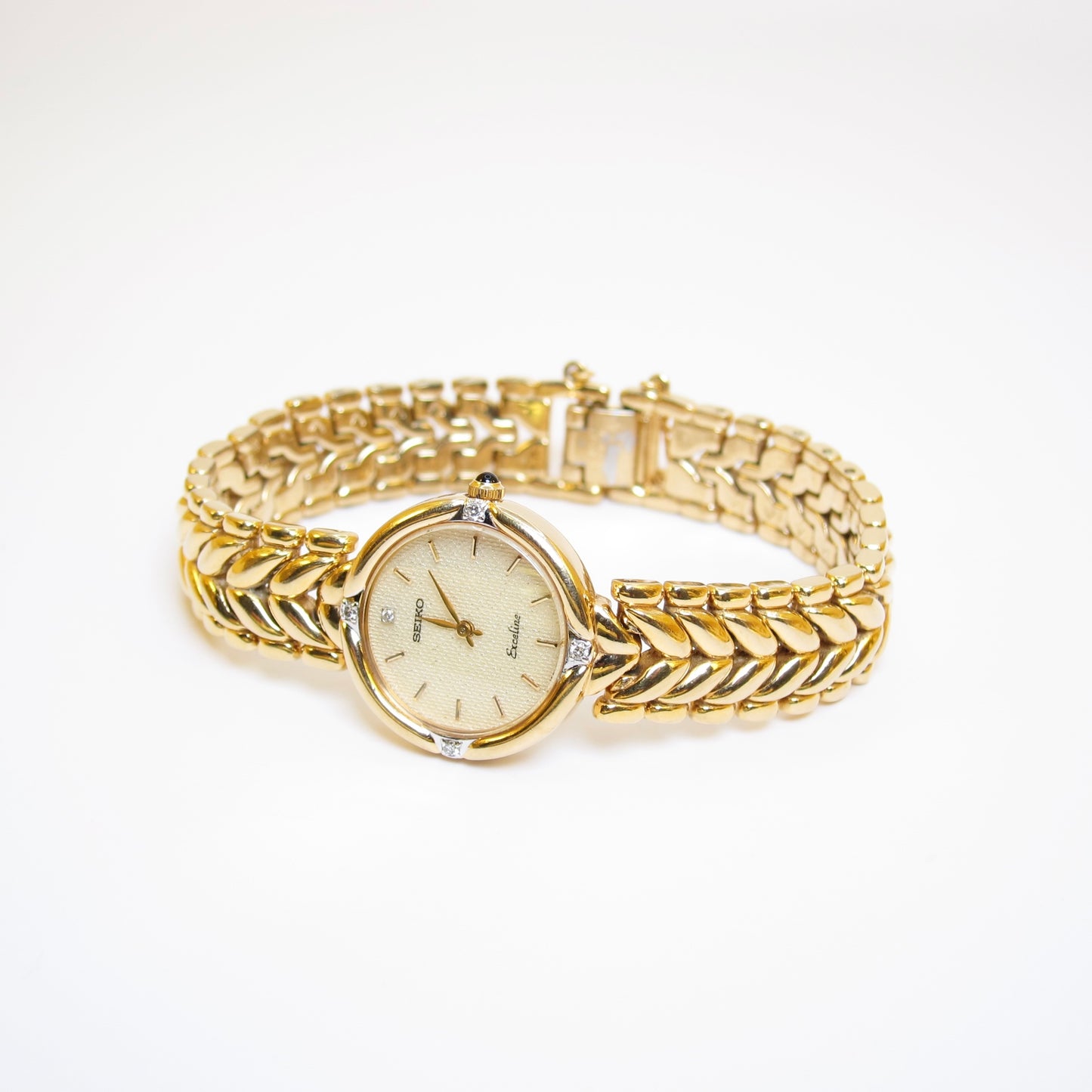 Seiko Vintage Exceline Round Ivory Glittering Face with Diamond Golden Watch