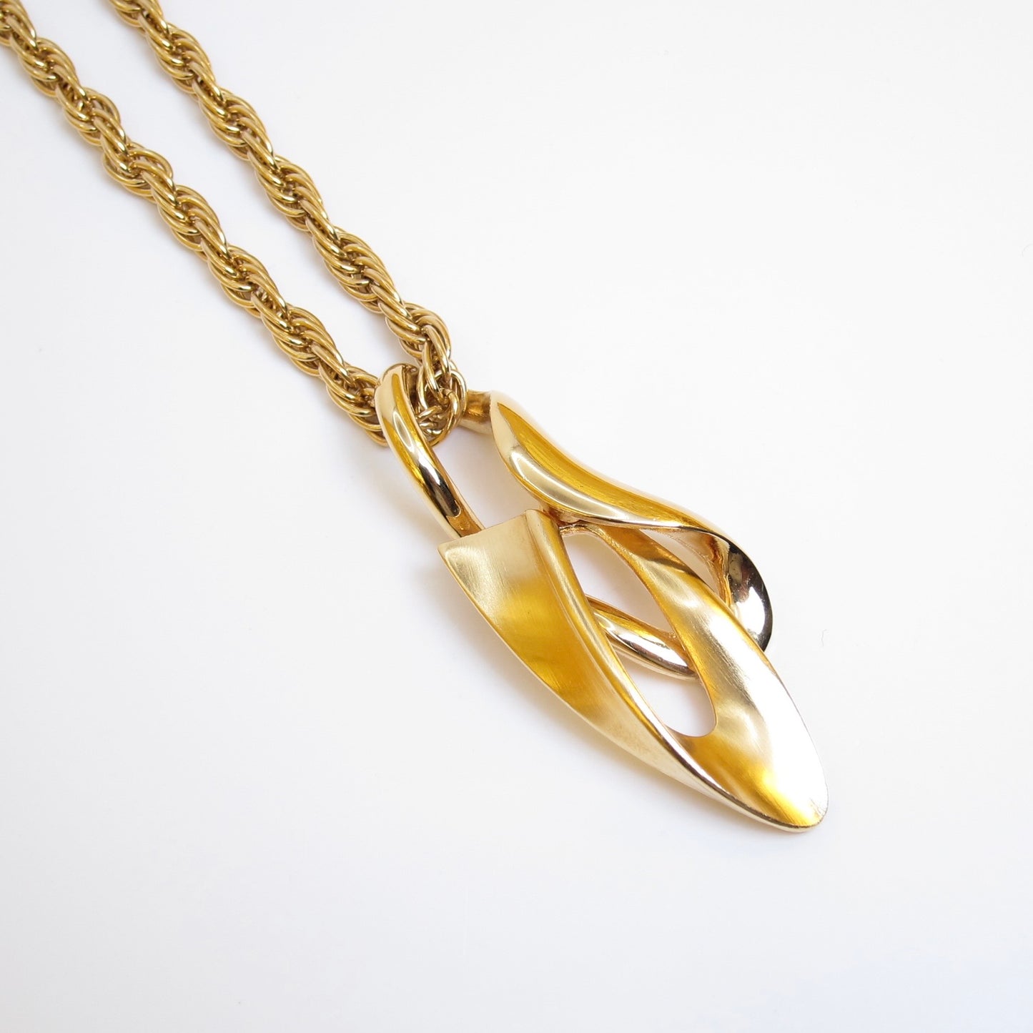 Givenchy Vintage Sculptural Wave Pendant Golden Necklace