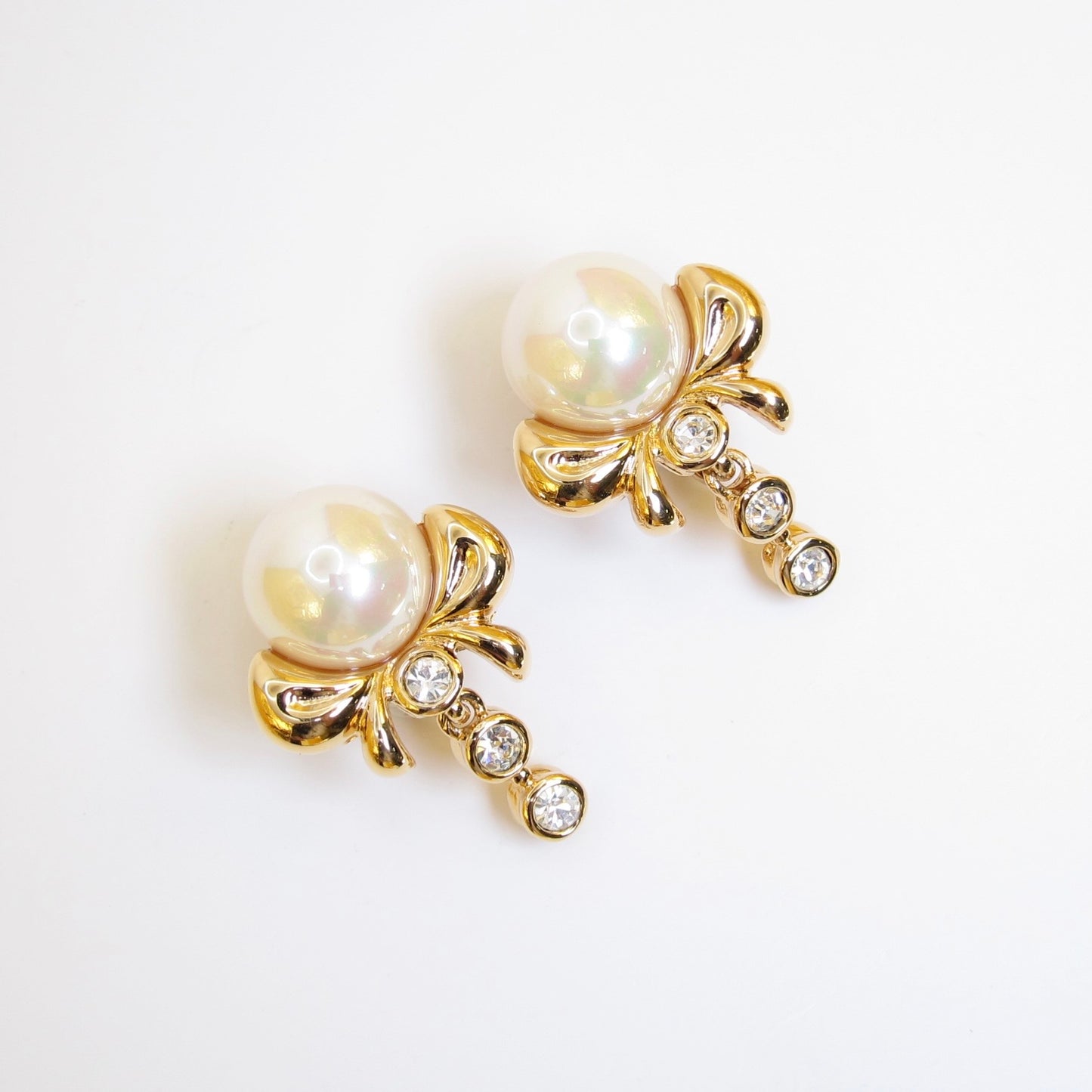 Nina Ricci Vintage Pearl on Ribbon and Rhinestone Golden Clip-on Earrings