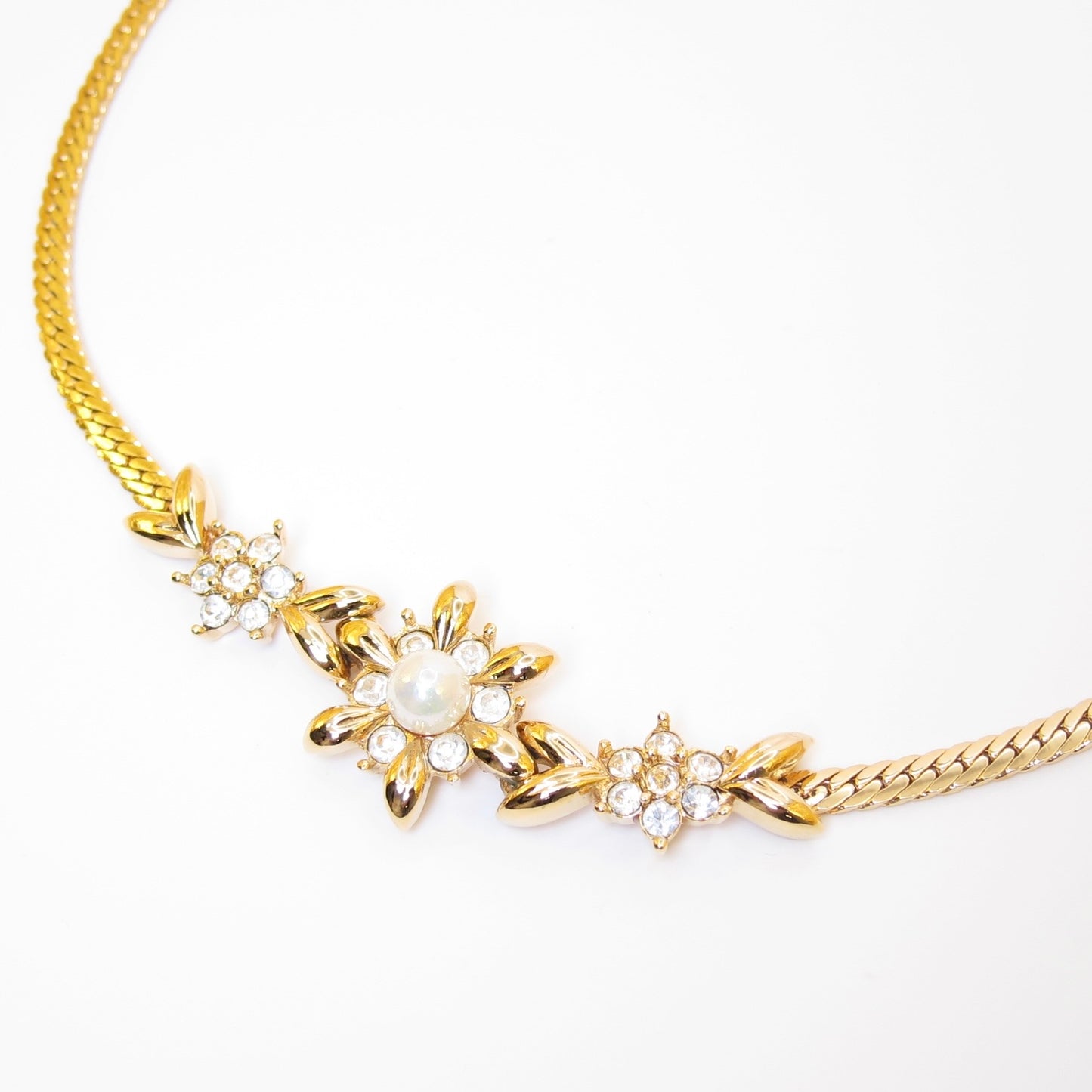 Nina Ricci Vintage Flower Motif with Pearl and Rhinestone Golden Necklace