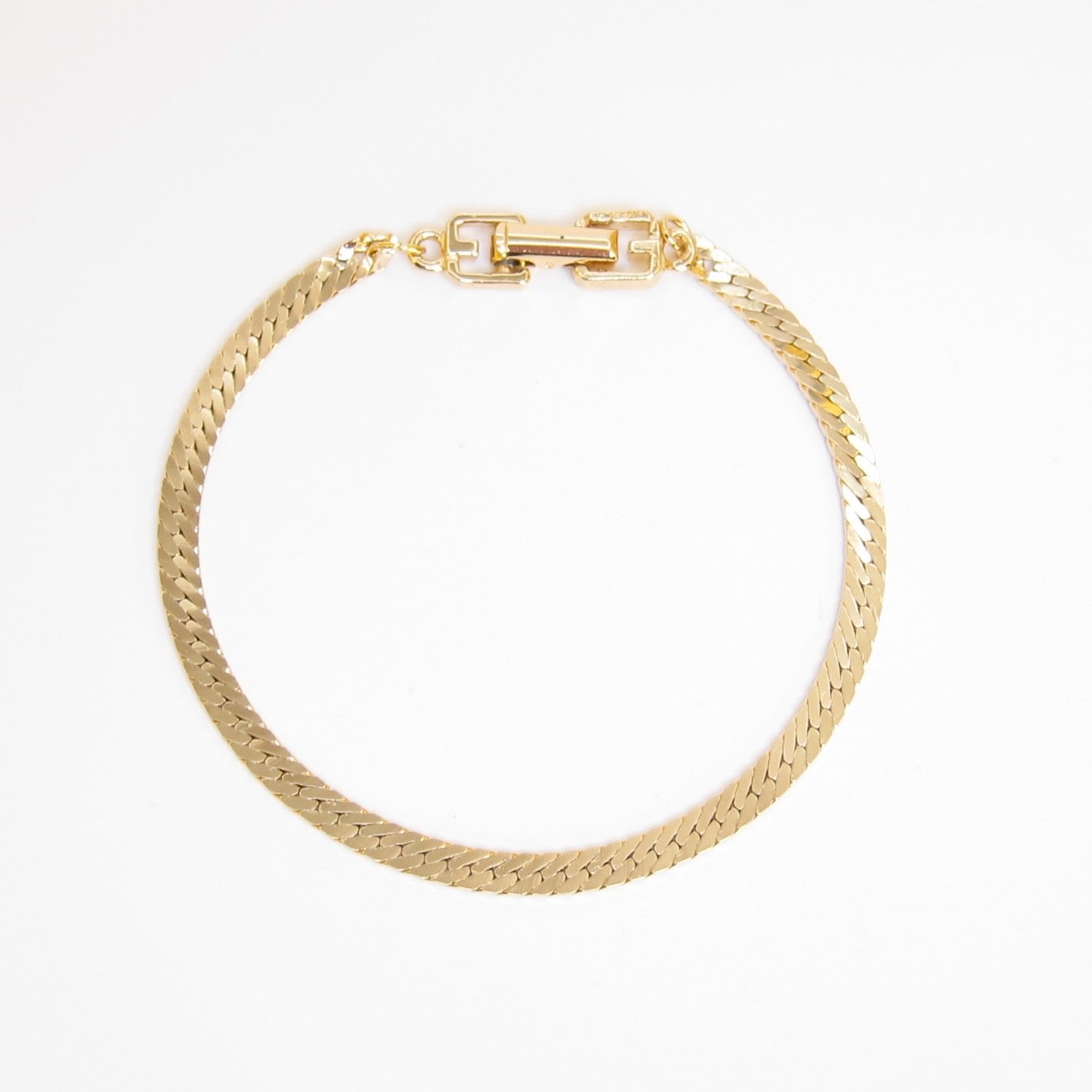 Givenchy Vintage Stylish Golden Link Chain Bracelet