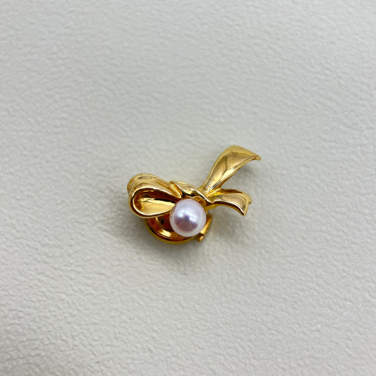 Tasaki Vintage Akoya Pearl and K18 Yellow Gold Ribbon Brooch