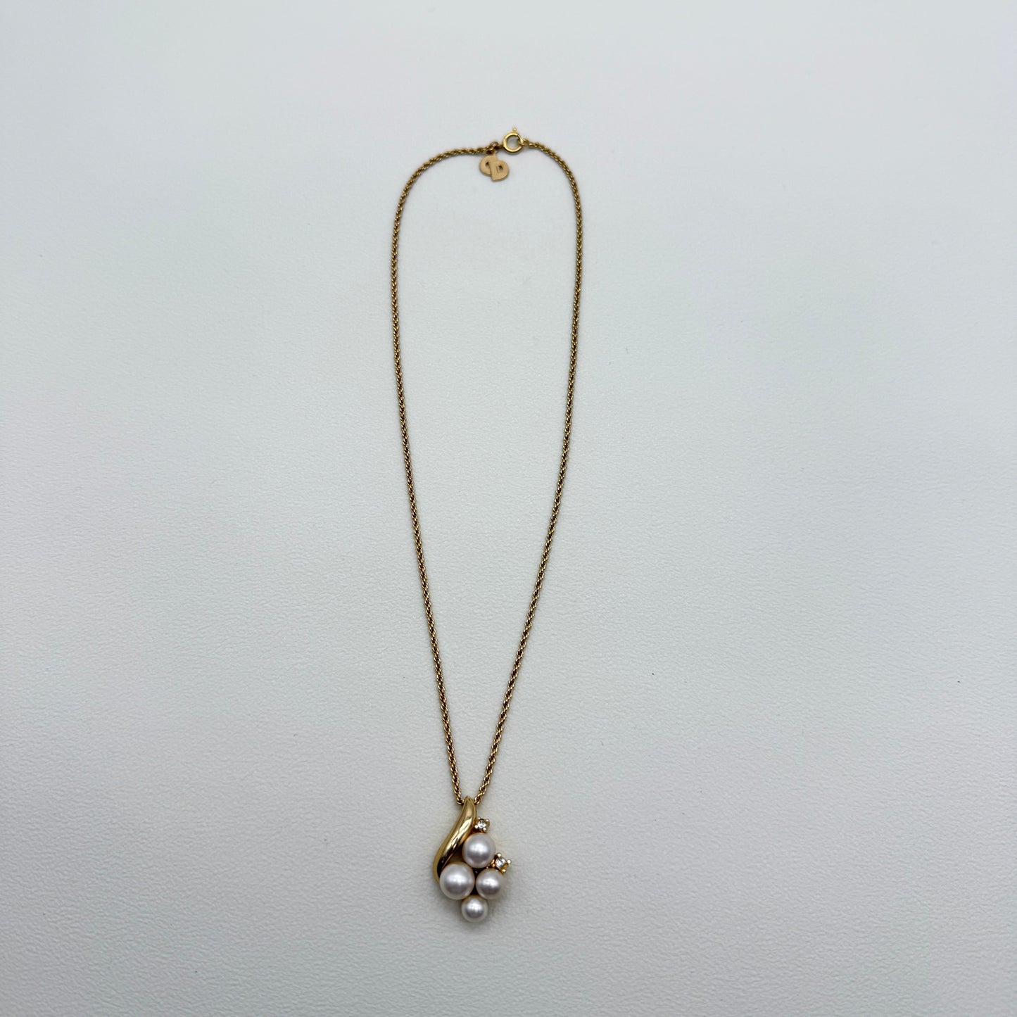Christian Dior Vintage Pearl Motif Pendant Golden Necklace