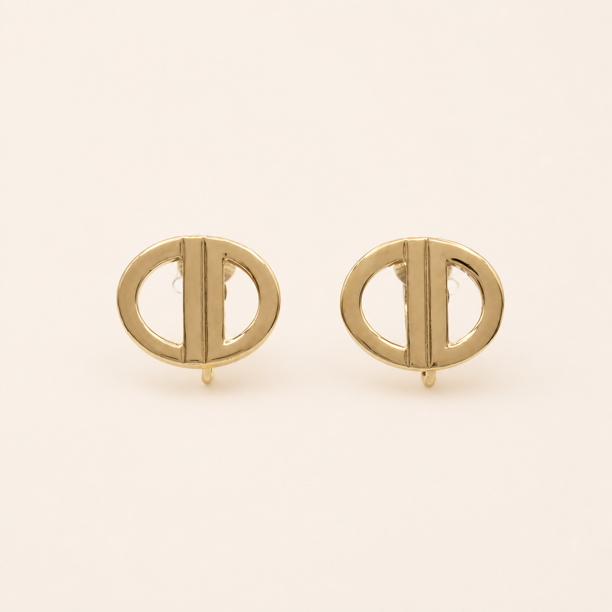 Christian Dior minimalist CD clip earrings in gold-tone metal