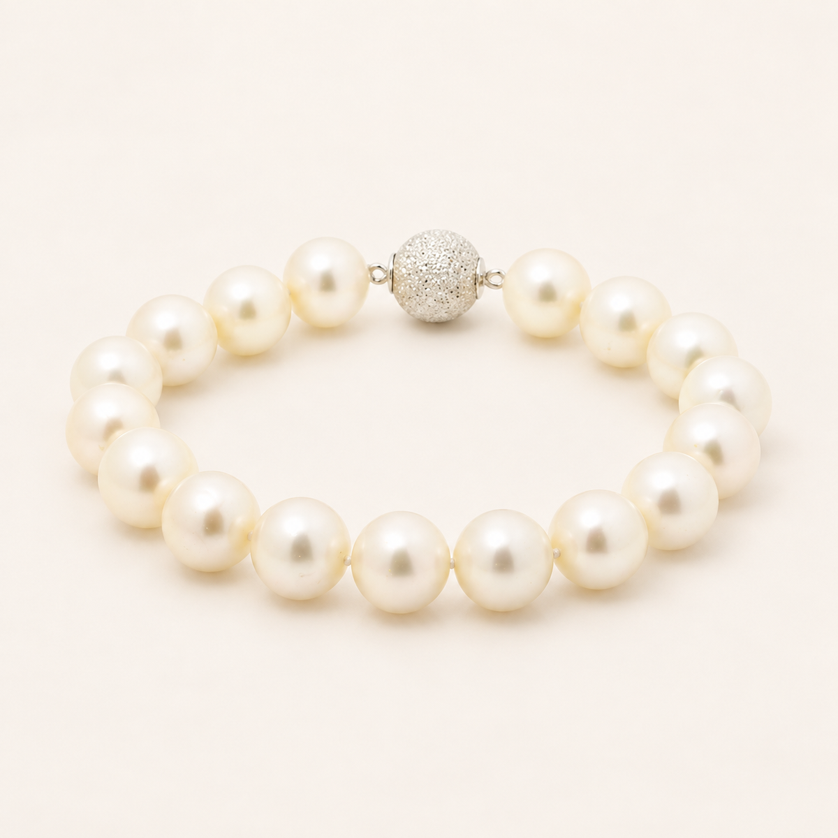 No Brand Vintage Pearl Bracelet with Silver Clasp, 9.3–10.2mm