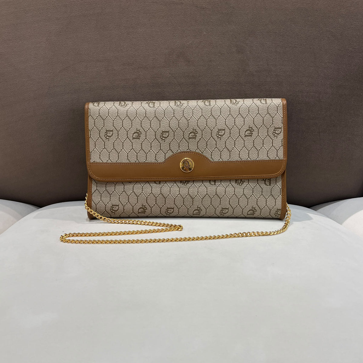 Christian Dior Beige Honeycomb Chain Shoulder Bag — front