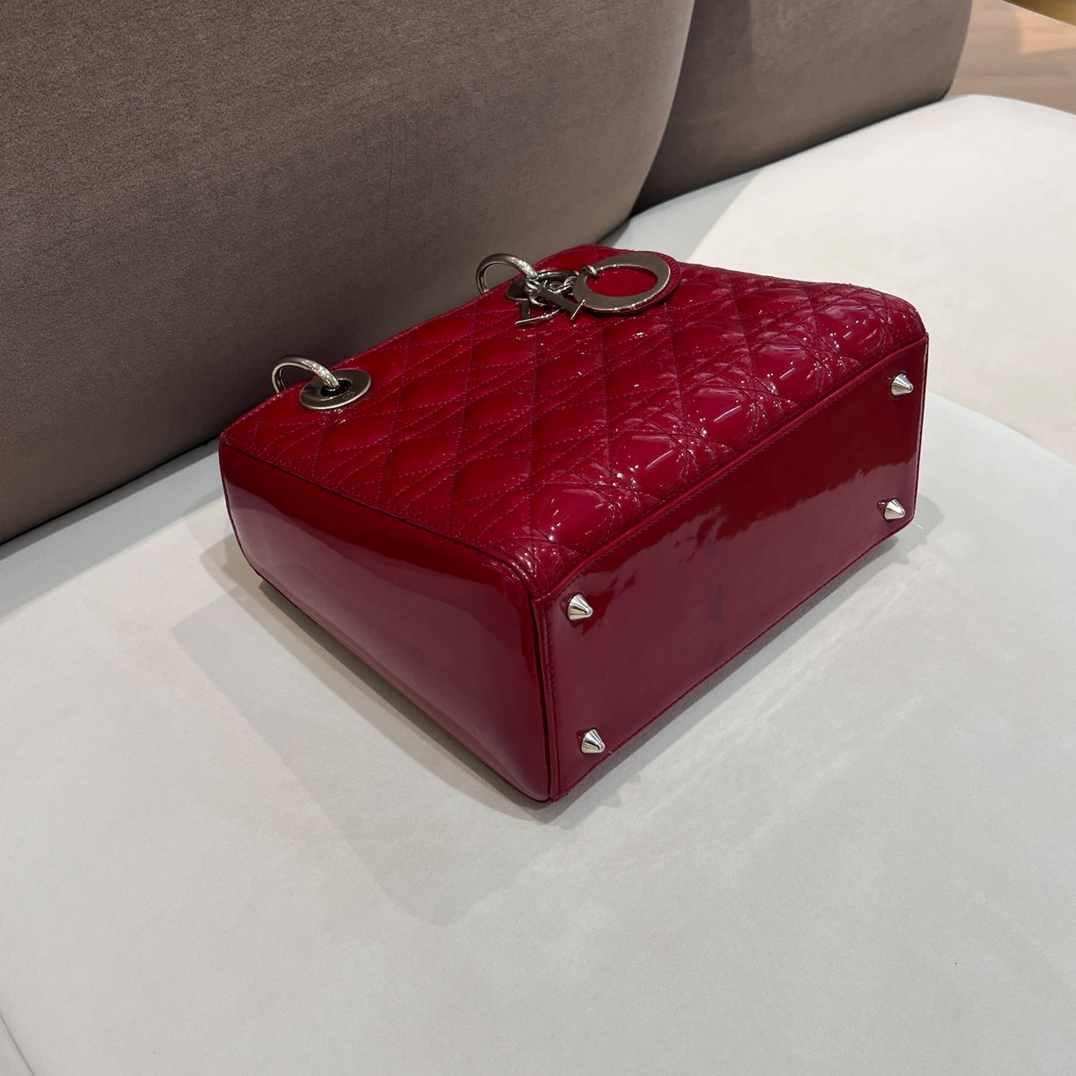 Christian Dior Lady Dior Red Cannage Small Bag - base corner detail