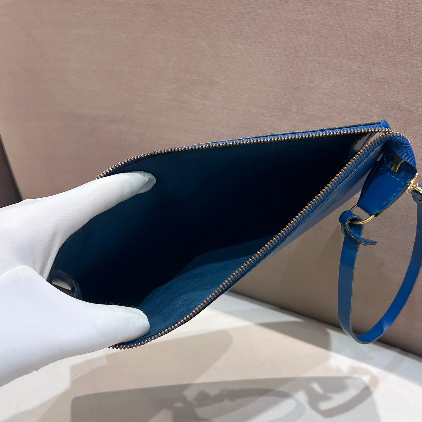 Louis Vuitton Vintage Blue Epi Pochette Accessoires M52945