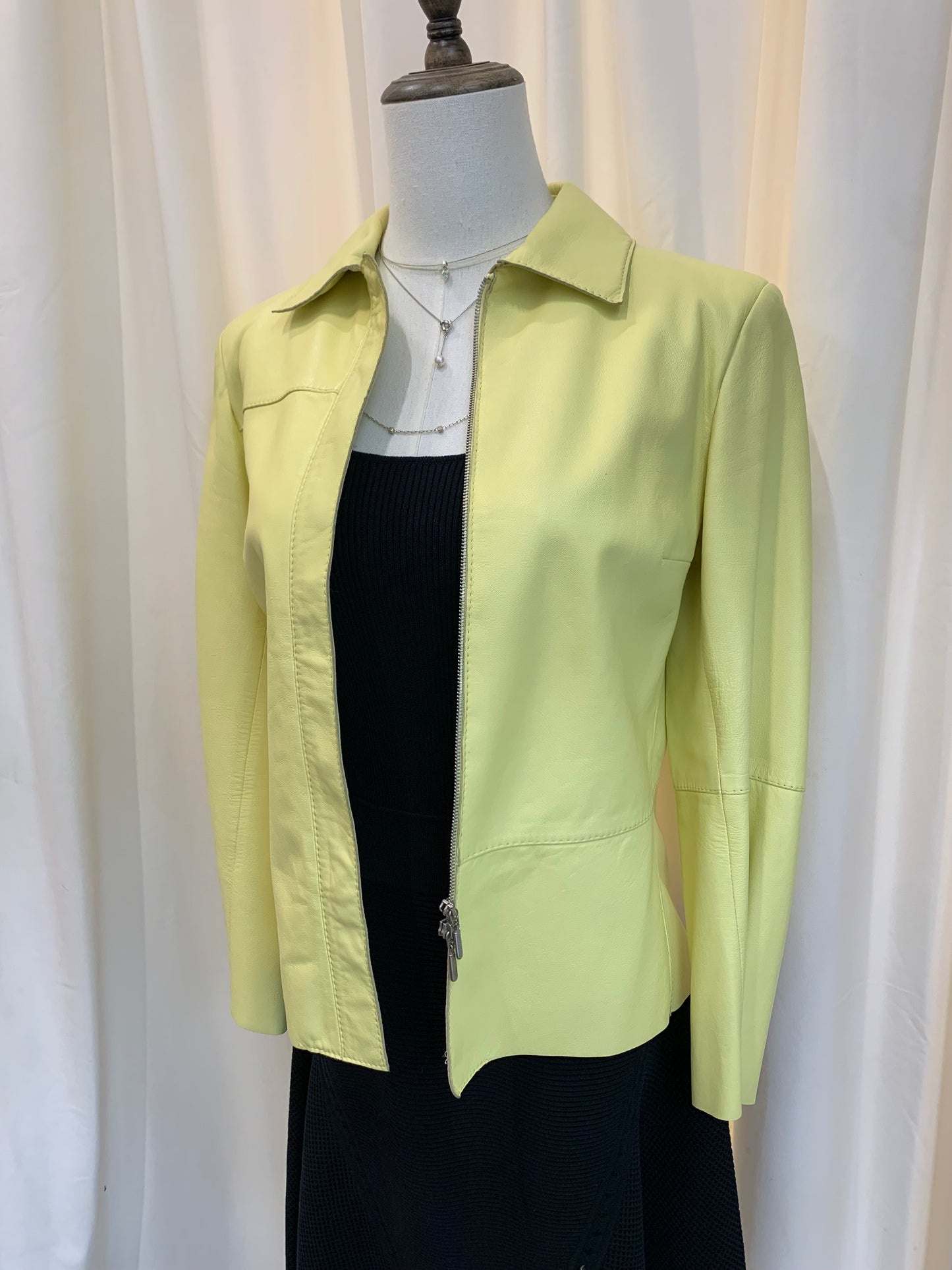 Valentino Miss V Vintage Lemon Yellow Leather Cropped Jacket Size 38