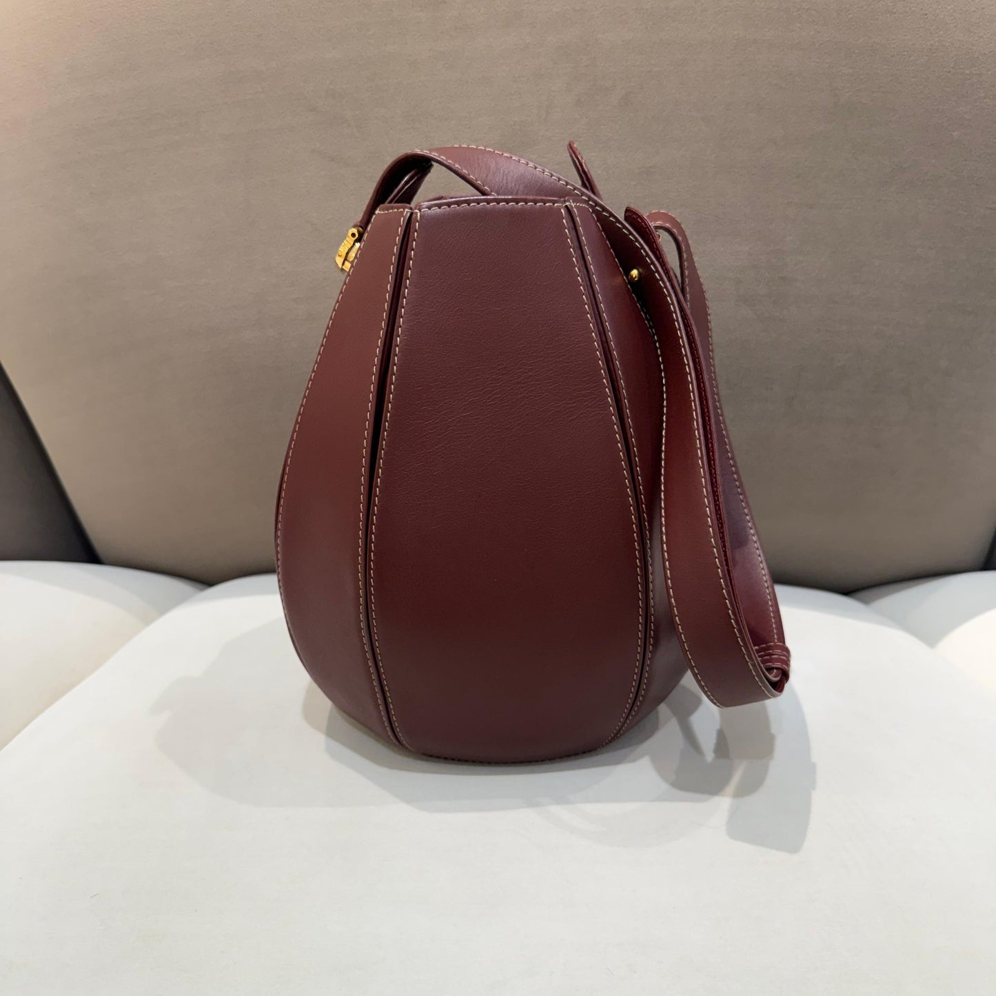 Cartier Vintage Must De Cartier Burgundy Leather Drawstring Shoulder Bag