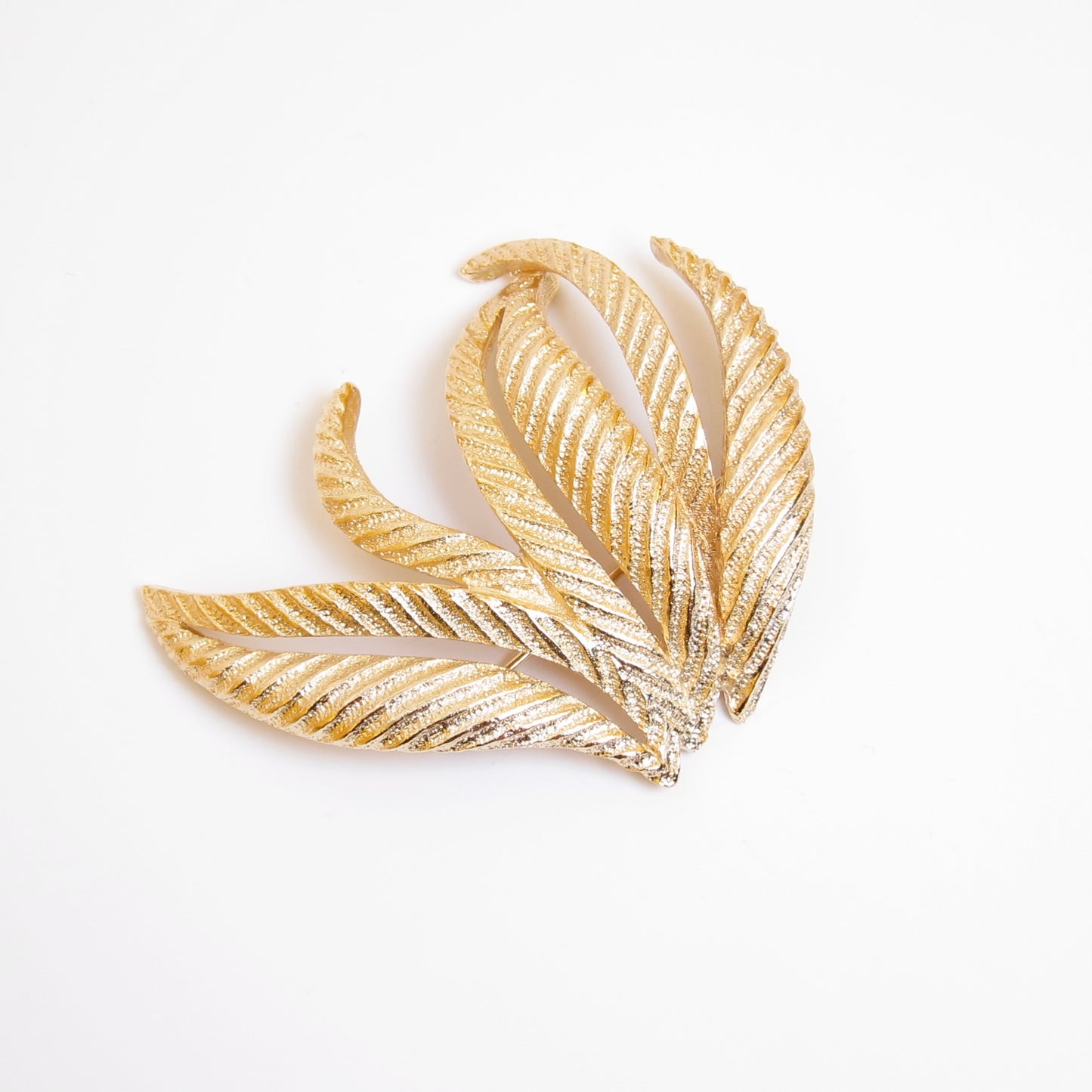 Christian Dior Vintage Leaf Moti Golden Brooch