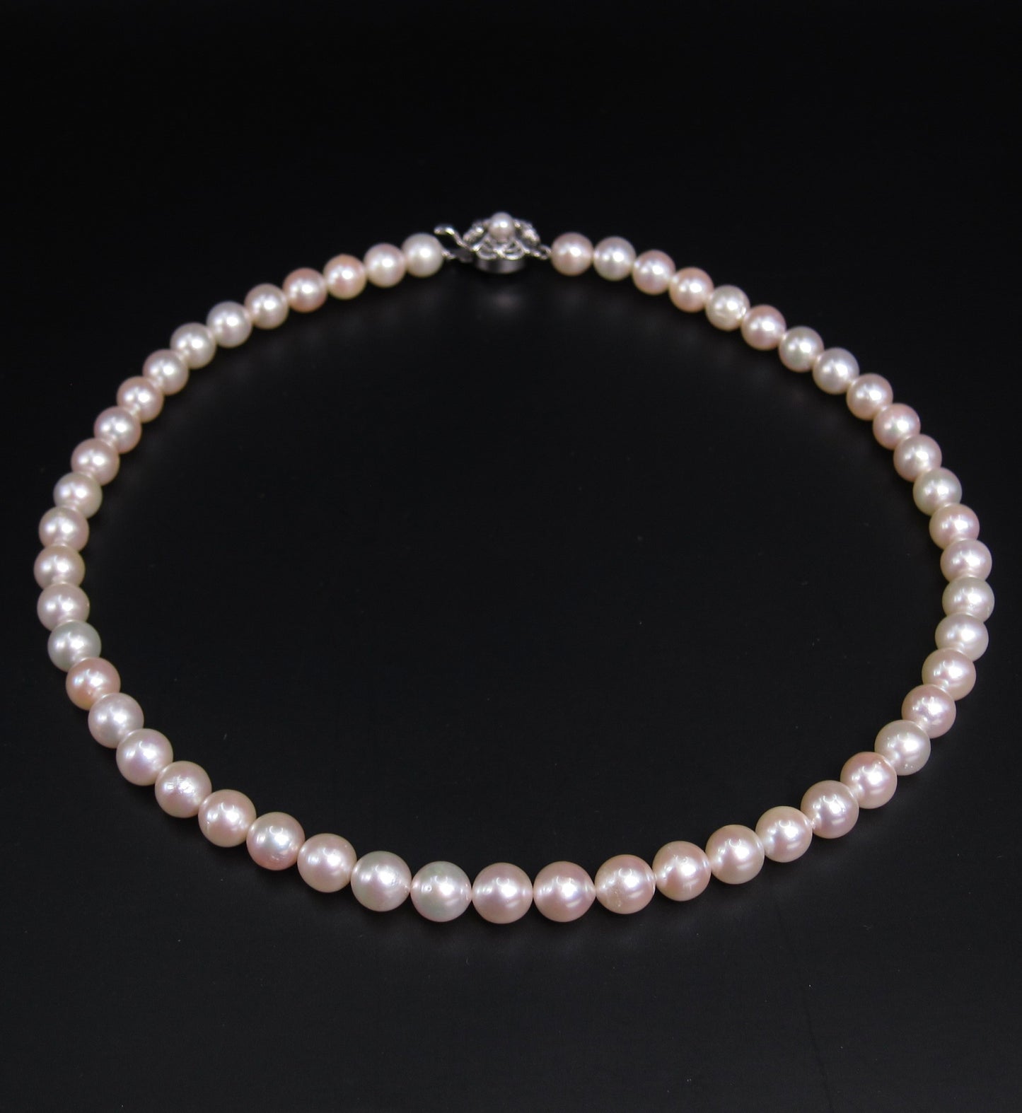 No Brand Vintage Akoya Pearl with Silver Flower Buckle Necklace