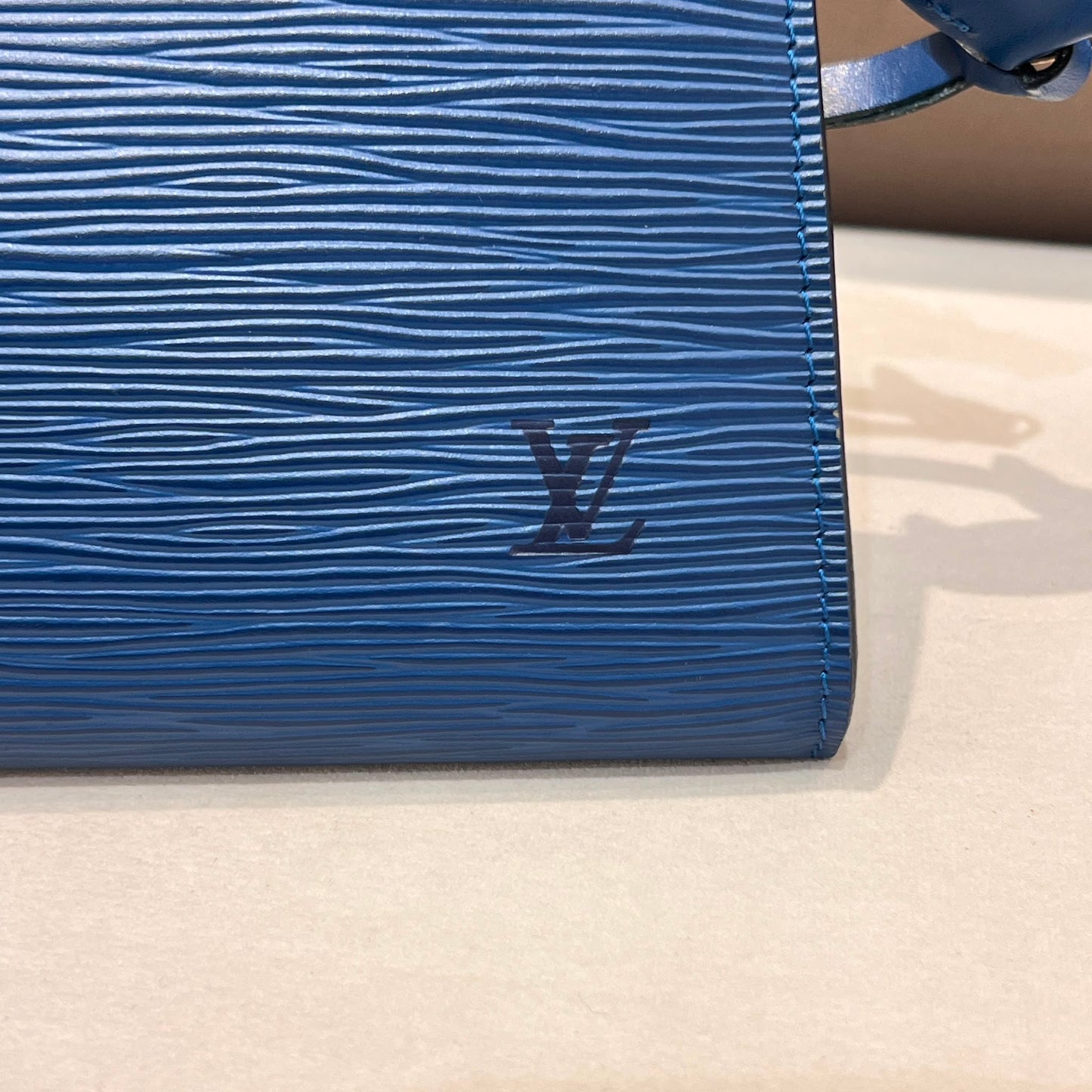 Louis Vuitton Vintage Blue Epi Pochette Accessoires M52945