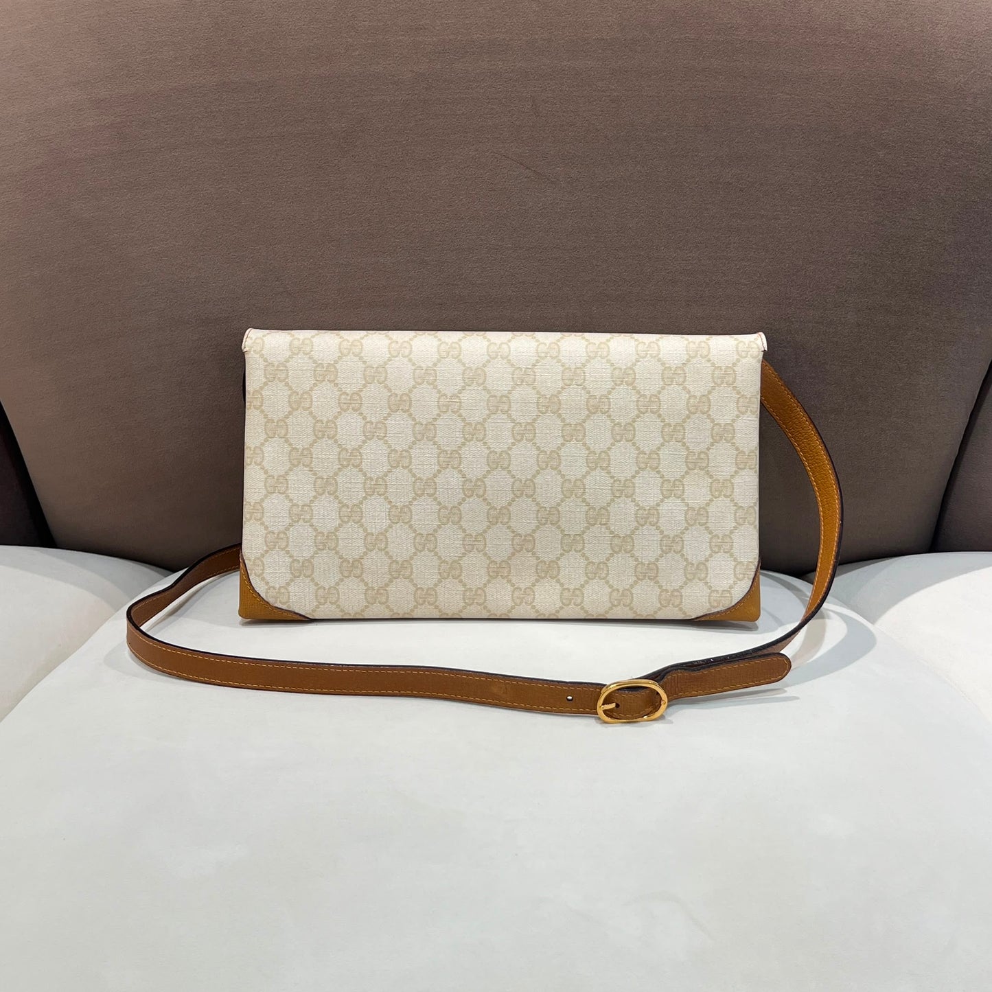 Gucci Vintage Beige Gg Supreme Canvas Envelope Shoulder Bag