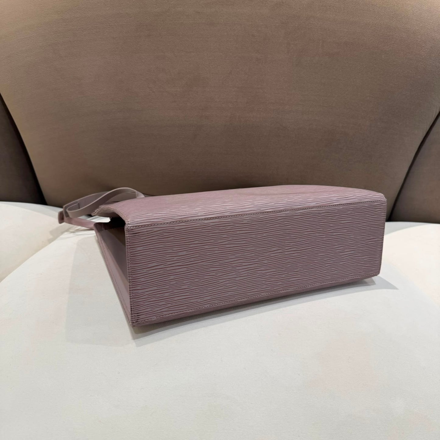 Louis Vuitton Vintage Epi Croisette PM M5249B – Lilac