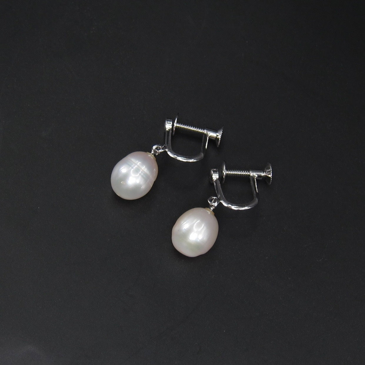 No Brand Vintage Freshwater Pearl Silver Clip-on Earrings