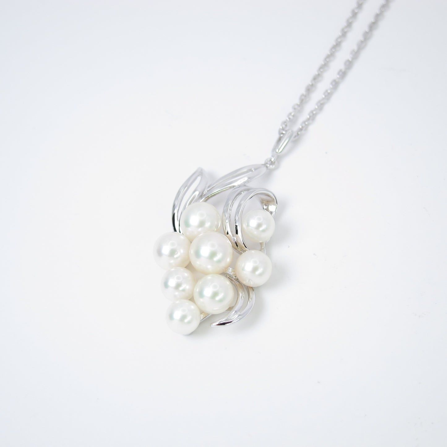 Mikimoto Vintage Pearl Silver Necklace