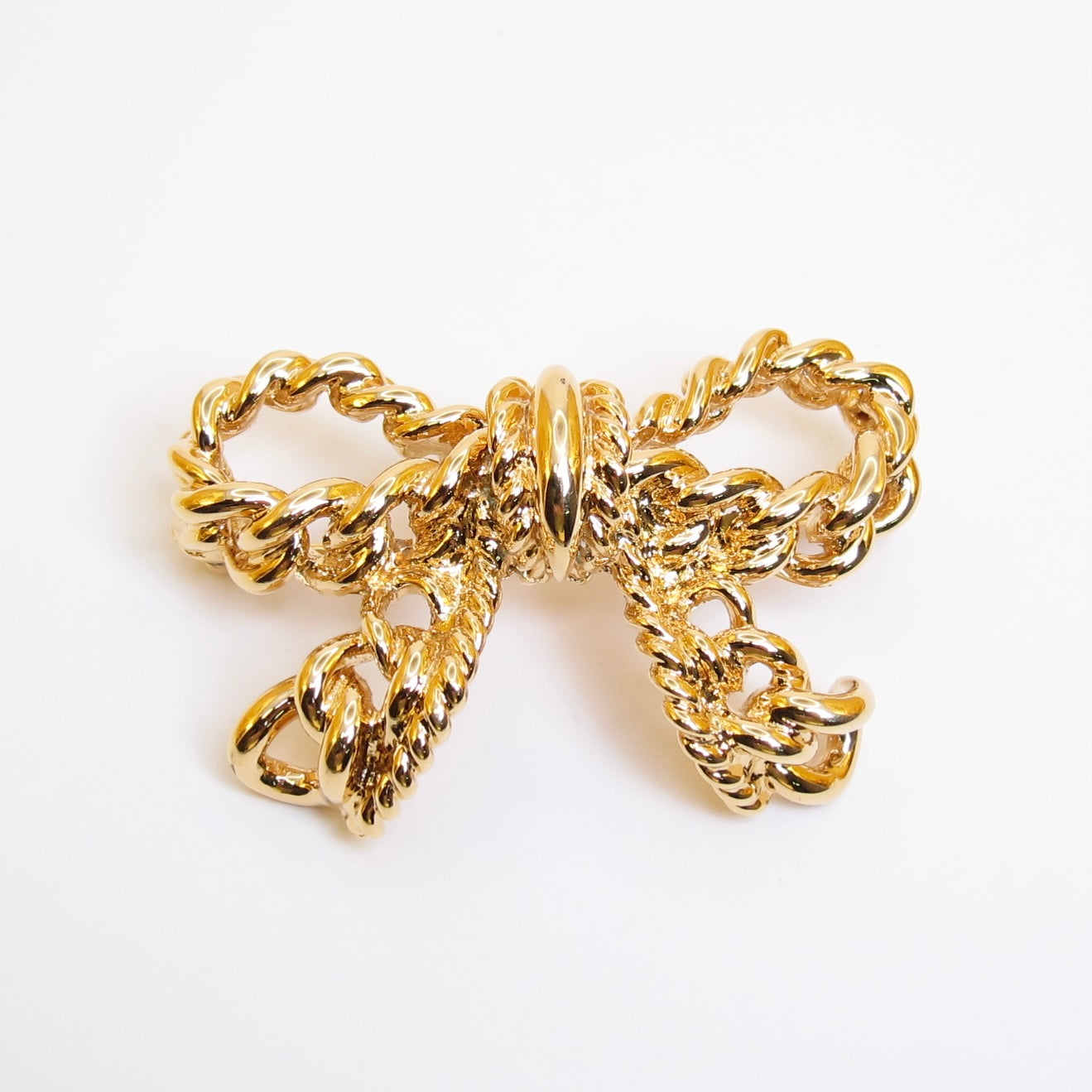 Nina Ricci Vintage Ribbon Motif Chain Link Golden Brooch