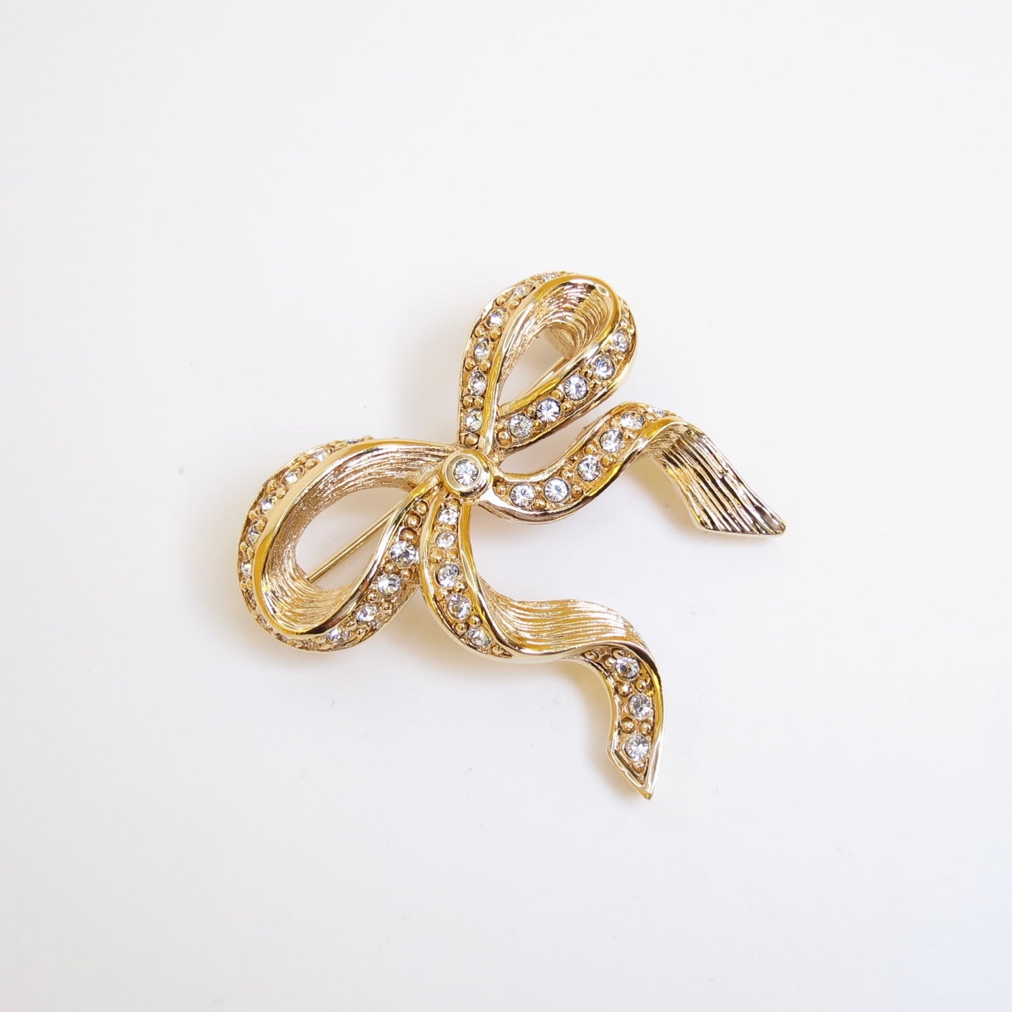 Christian Dior Vintage Ribbon with Rhinestone Golden Brooch