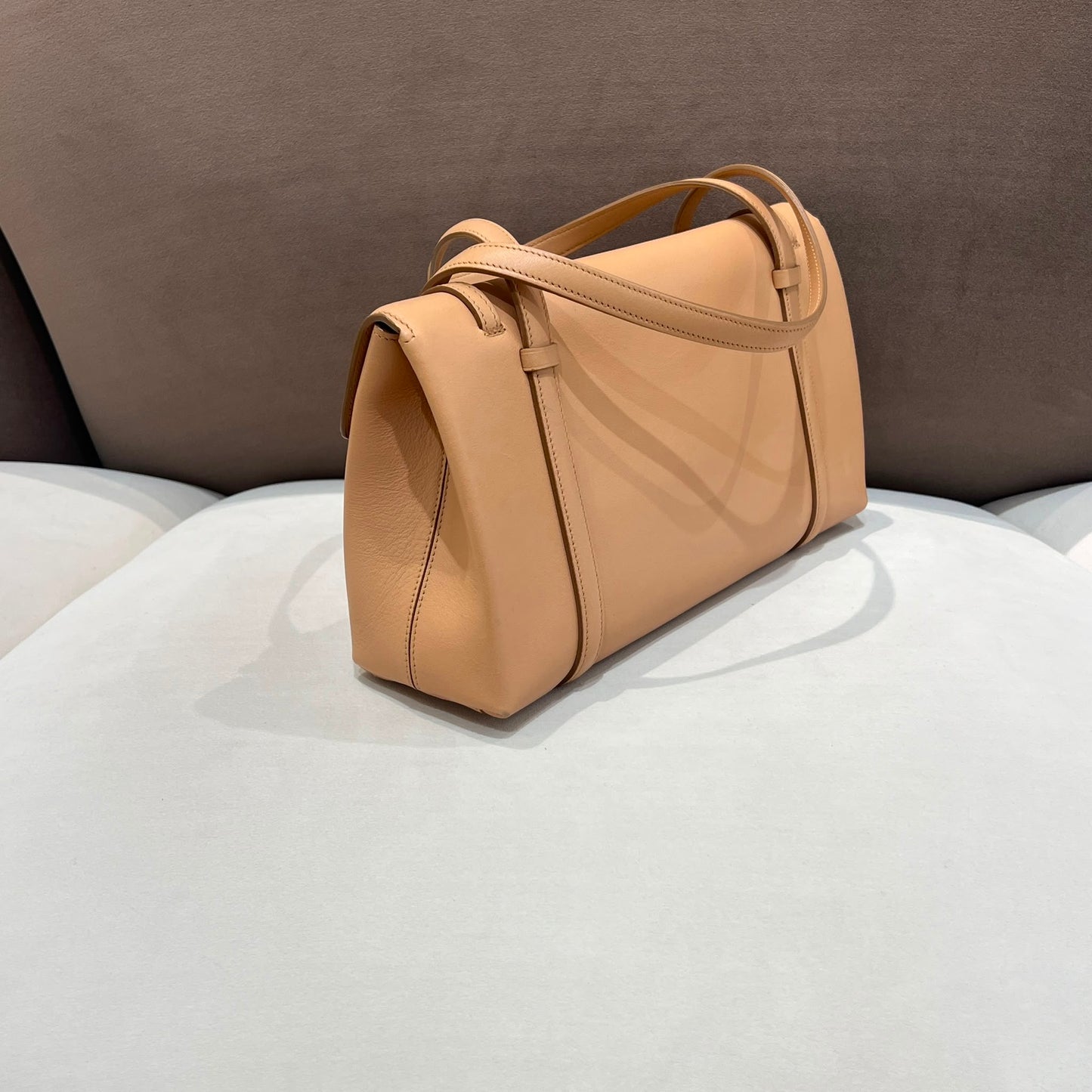 Cartier Vintage Beige Cabochon Leather Flap Handbag